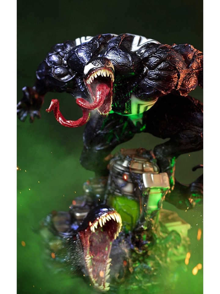 Spider-man vs Villains - Venom Deluxe Statue Scale 1/10