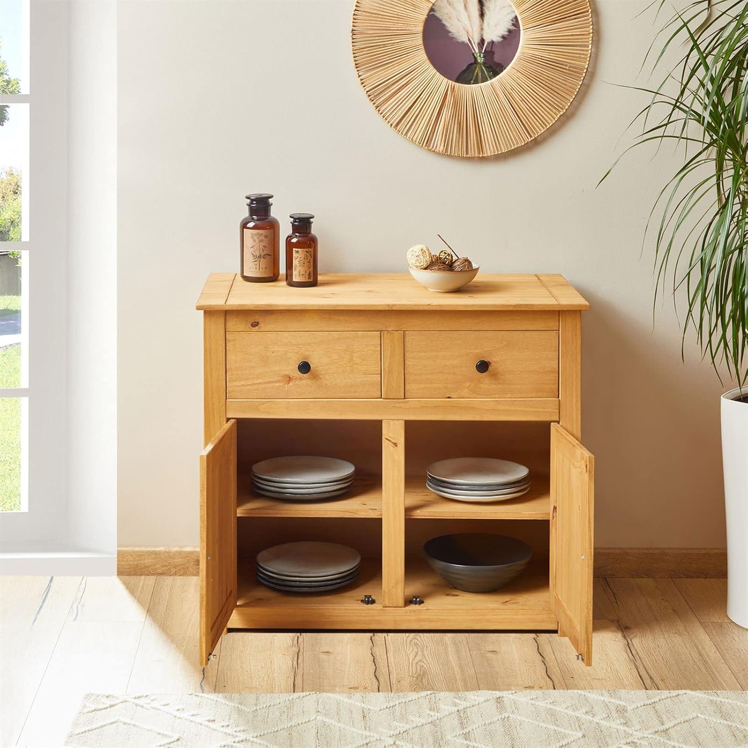 CARO-Möbel Kommode Cancun im Landhaus Stil aus Kiefer massiv, Moderne Anrichte mit 2 Schubladen und Türen, Sideboard mit gebeizter gewachster Oberfläche