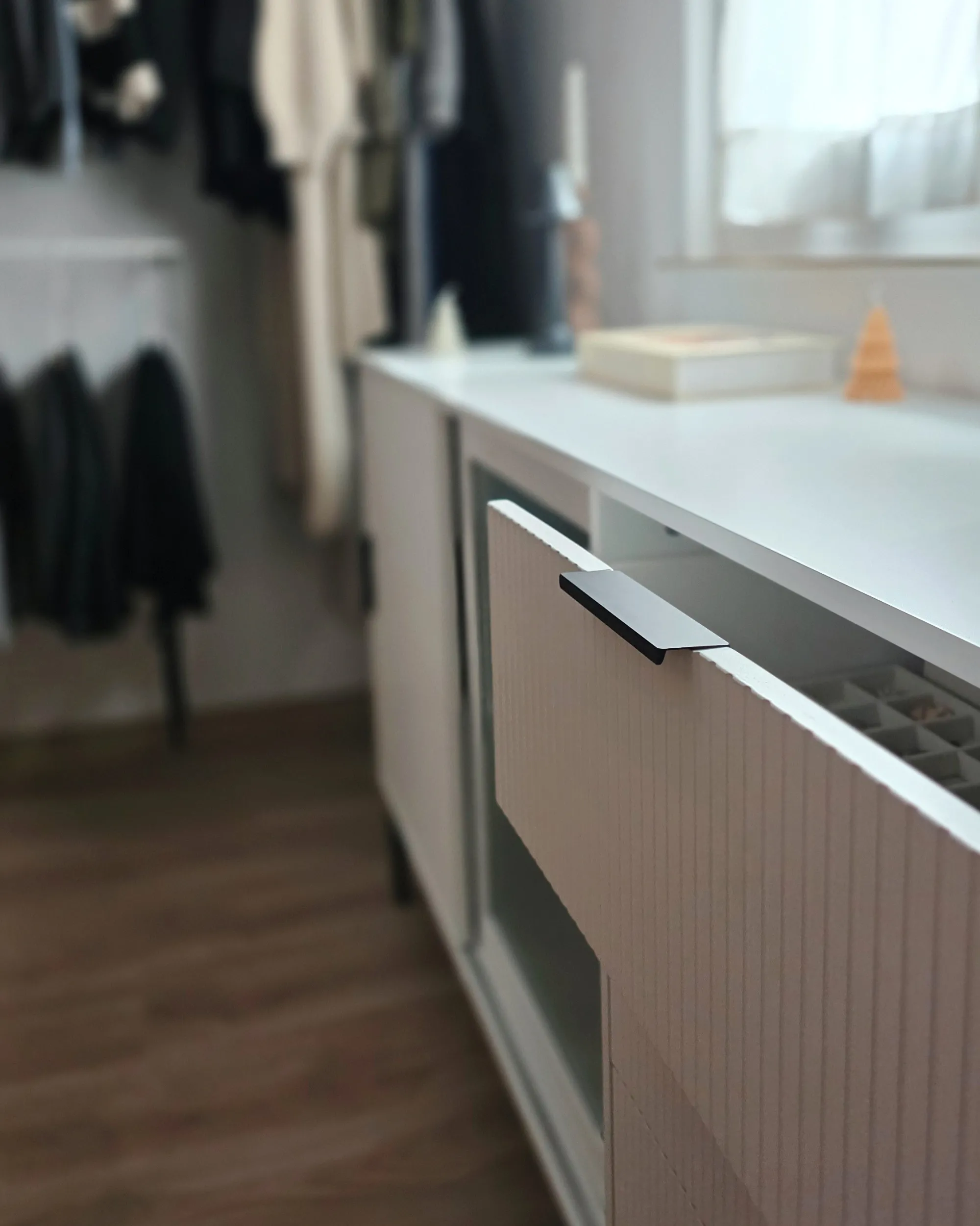 Dressoir met glazen deuren LEDUC Wit