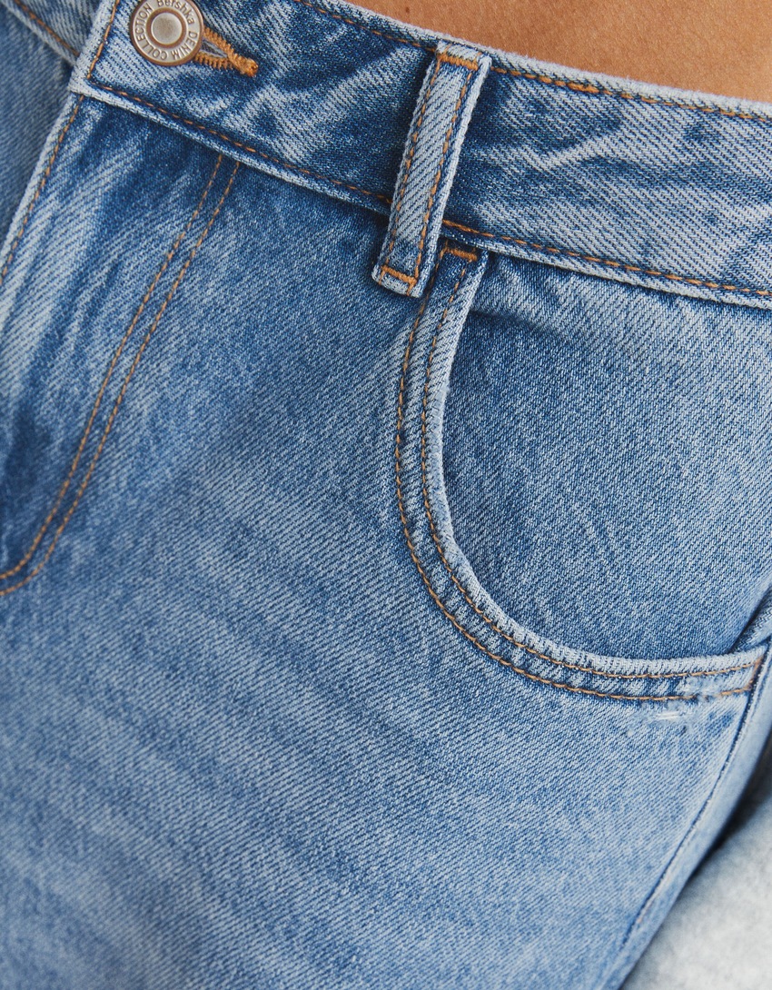 Calça jeans de perna larga