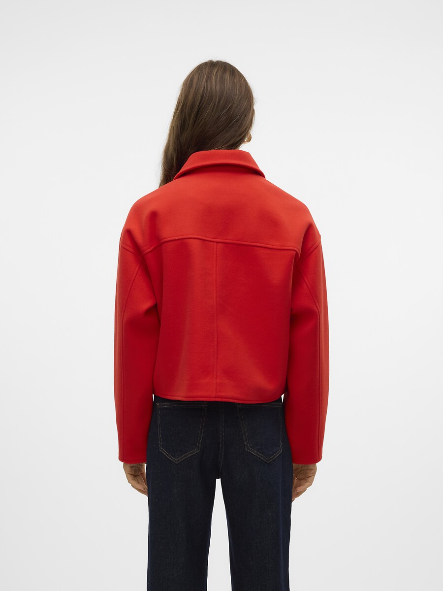 VERO MODA<br>Jaqueta curta com zíper