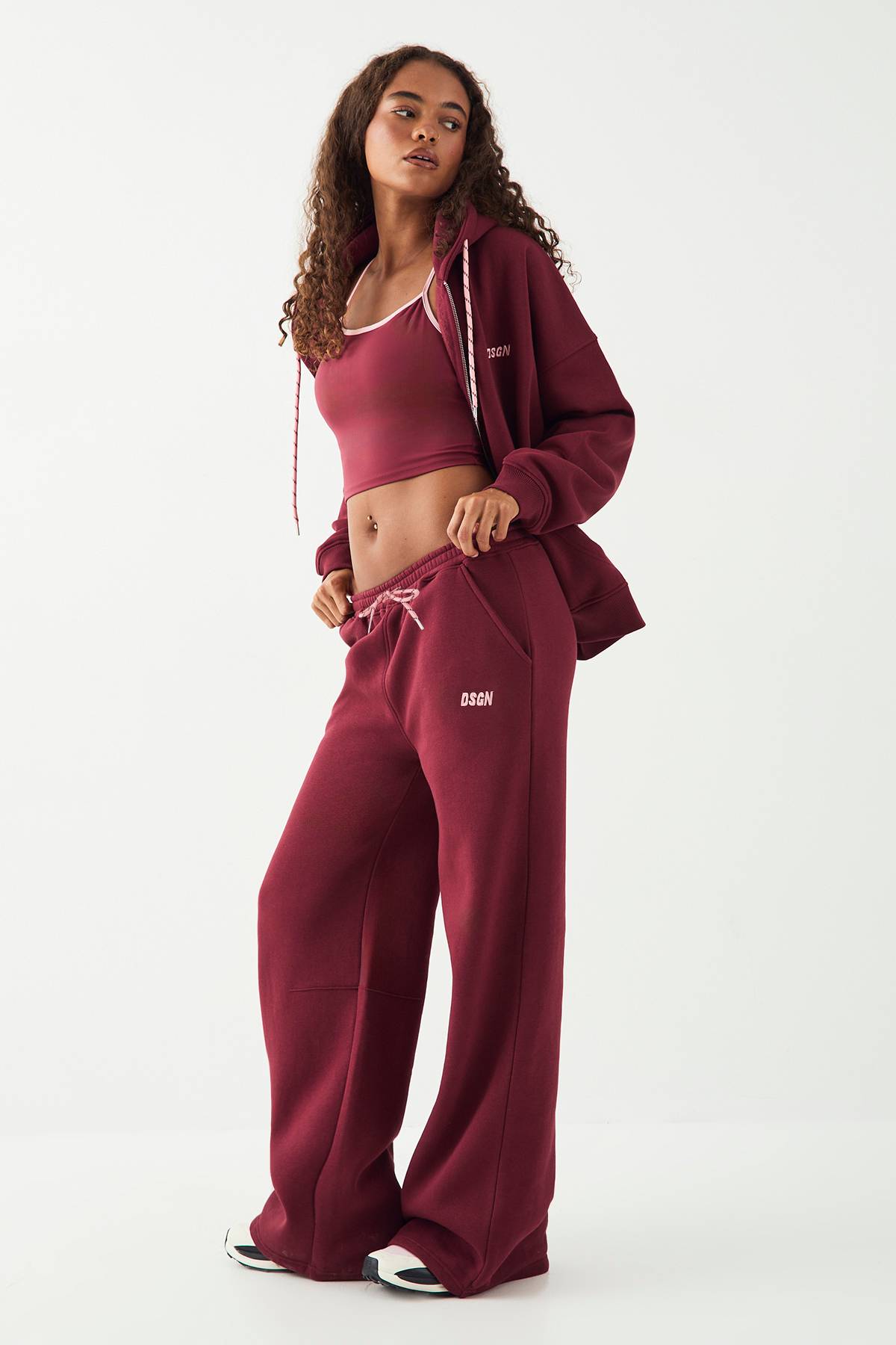Jogging Jambe Droite DSGN Studio Sport