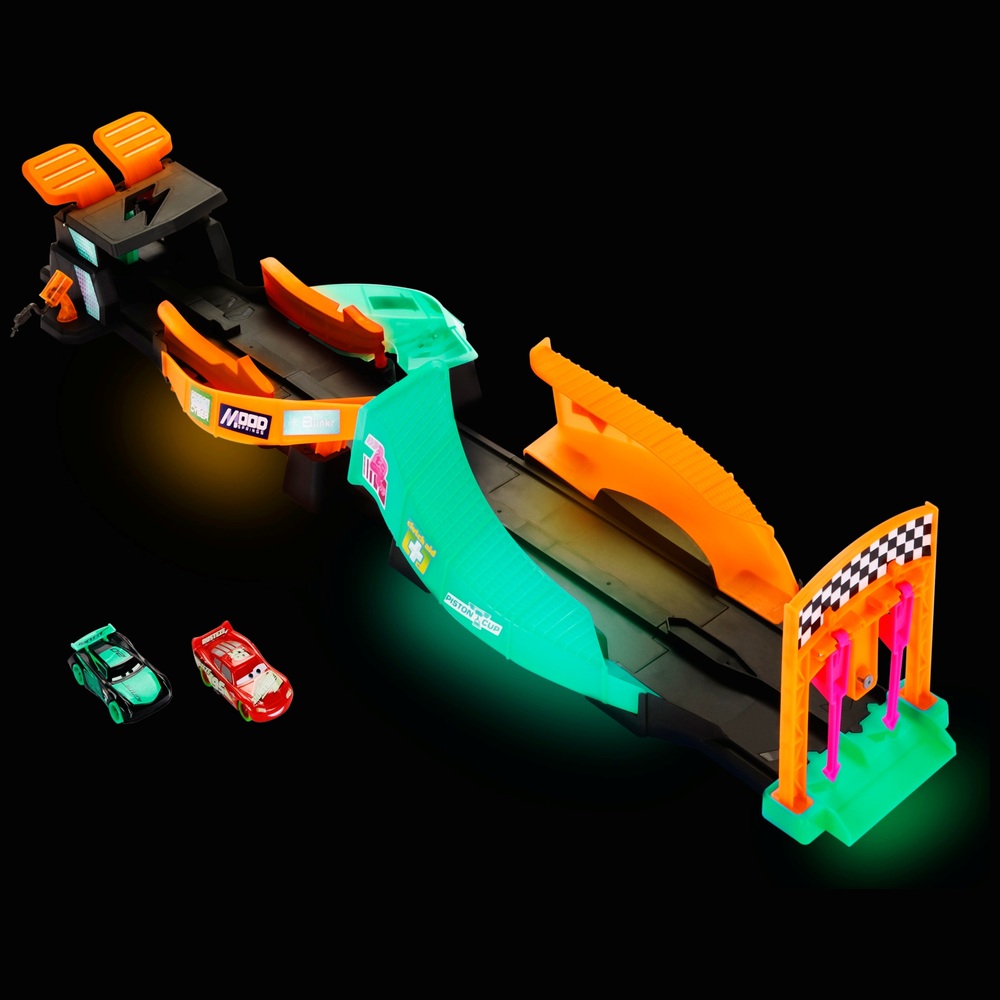 Pixar Cars Glow Racers Launch & Criss-Cross Spielset mit 2 Fahrzeugen