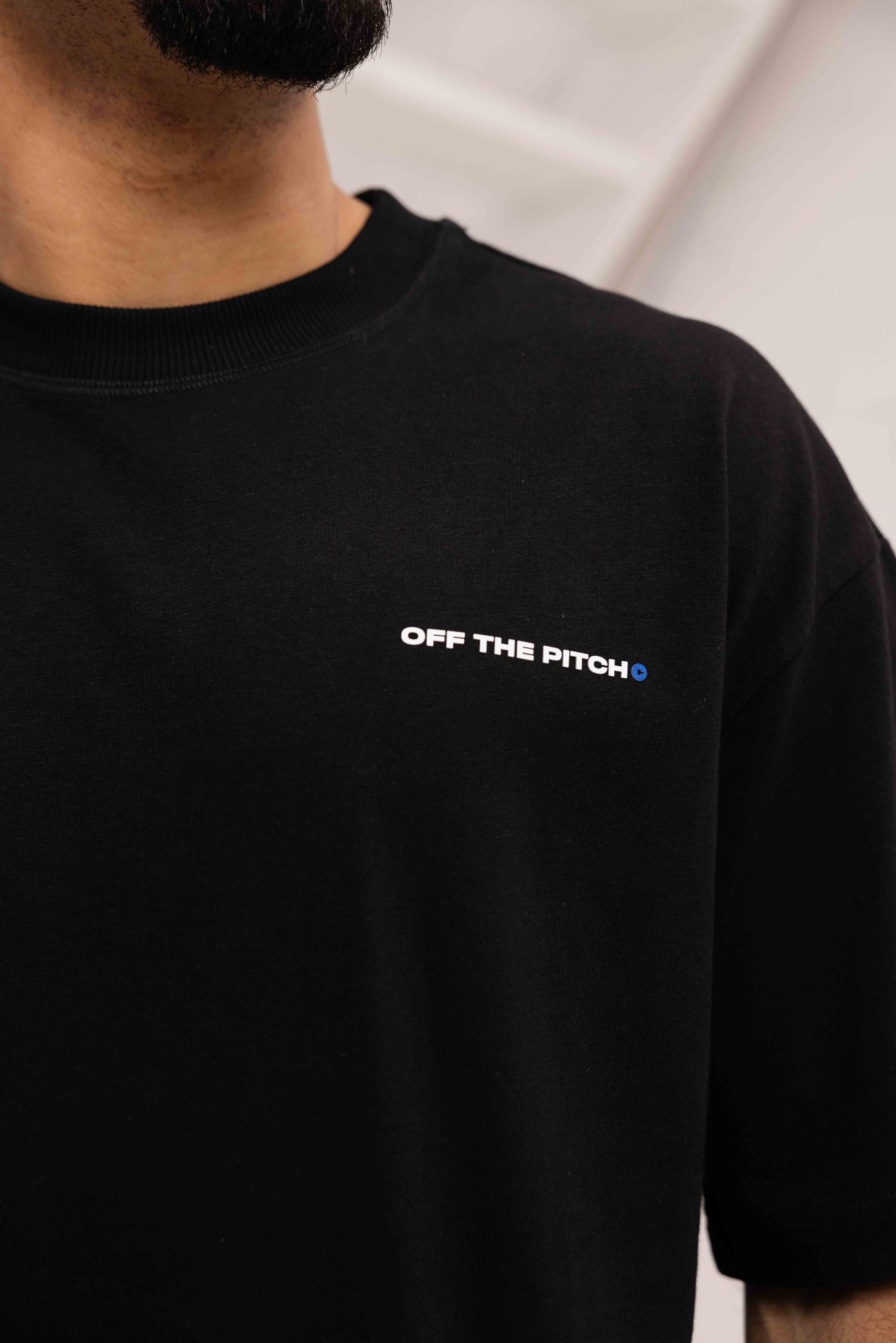 Off The Pitch World Loose Fit T-Shirt Heren Zwart