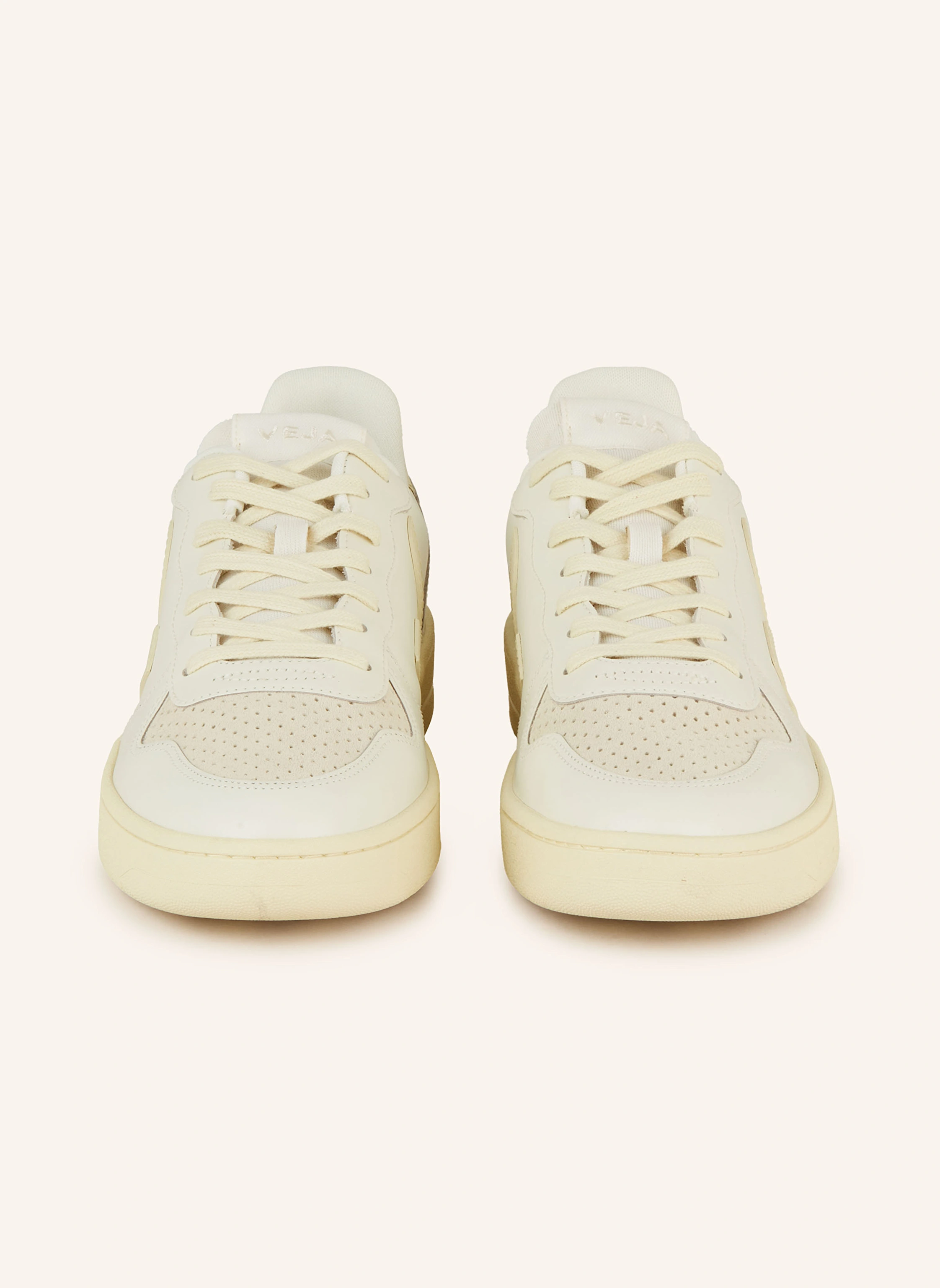 VEJA Sneaker V-10