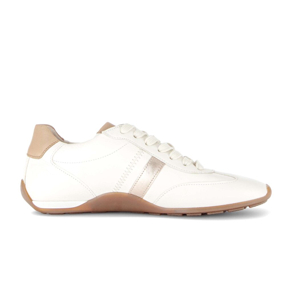 Lage sneaker crème