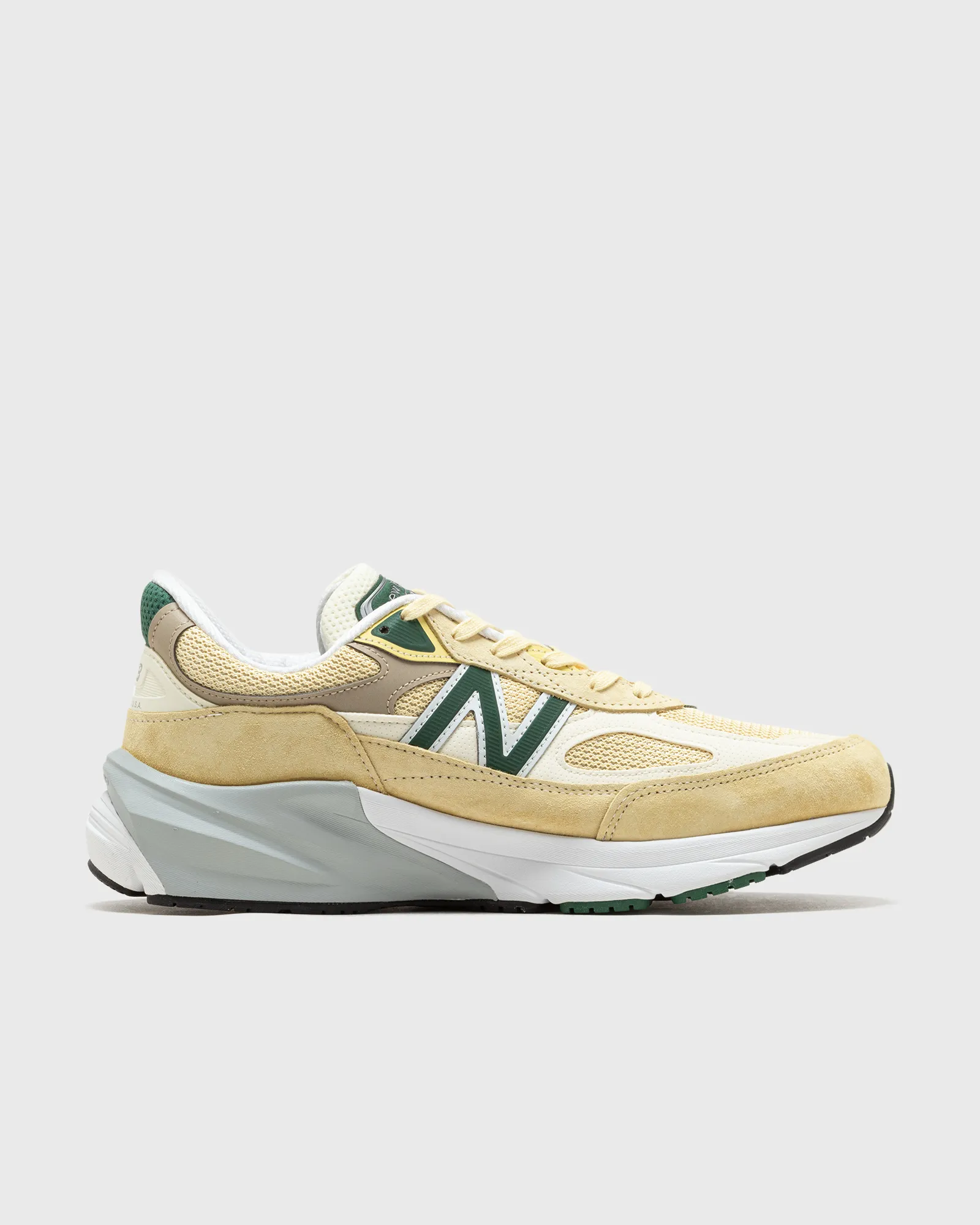 New Balance 990