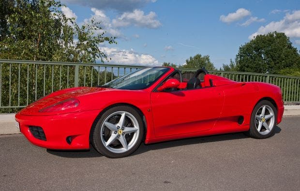 Ferrari 360 selber fahren in Lübeck als Geschenk