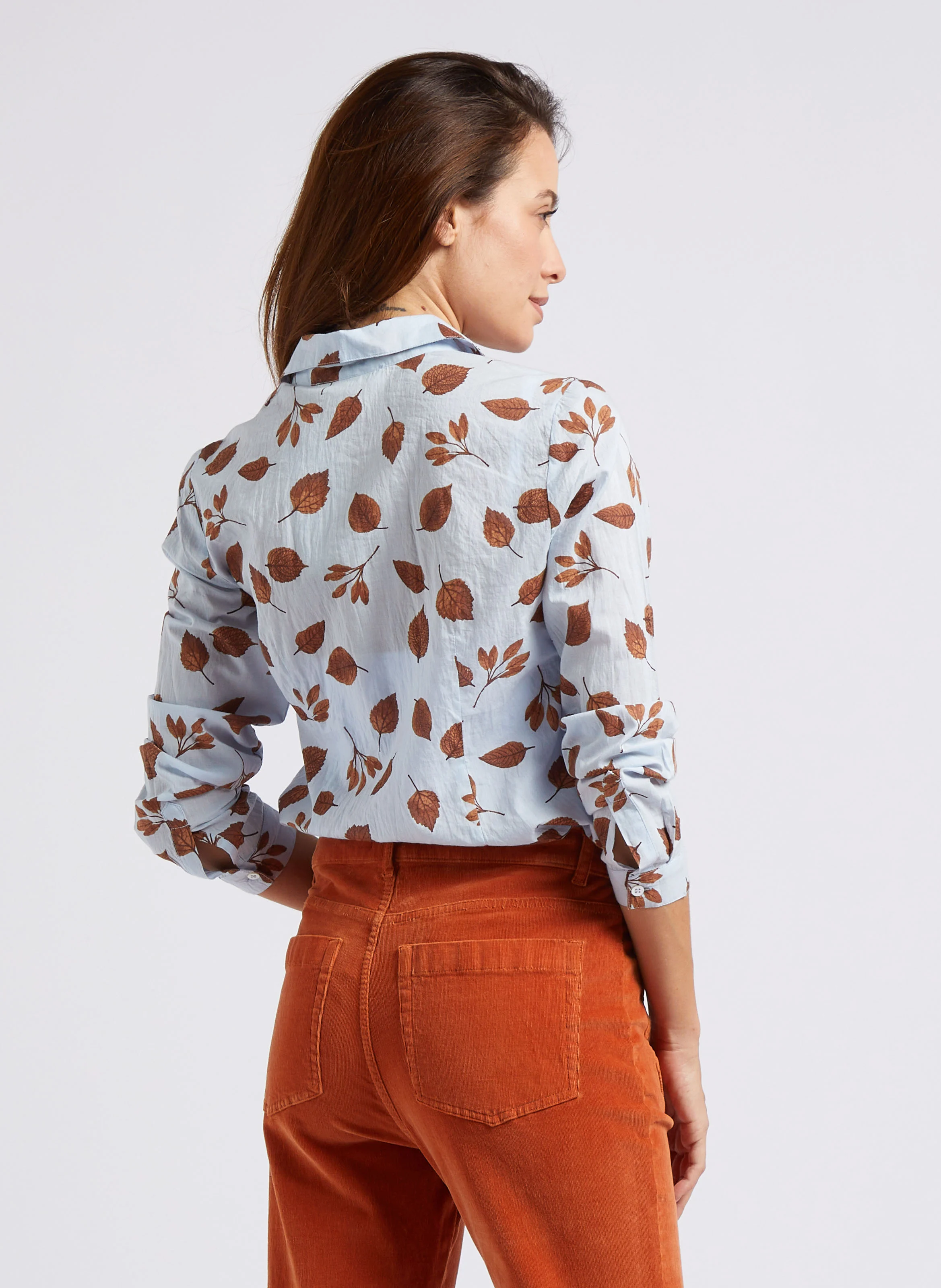 Chemise cintrée col classique en coton | Bleu