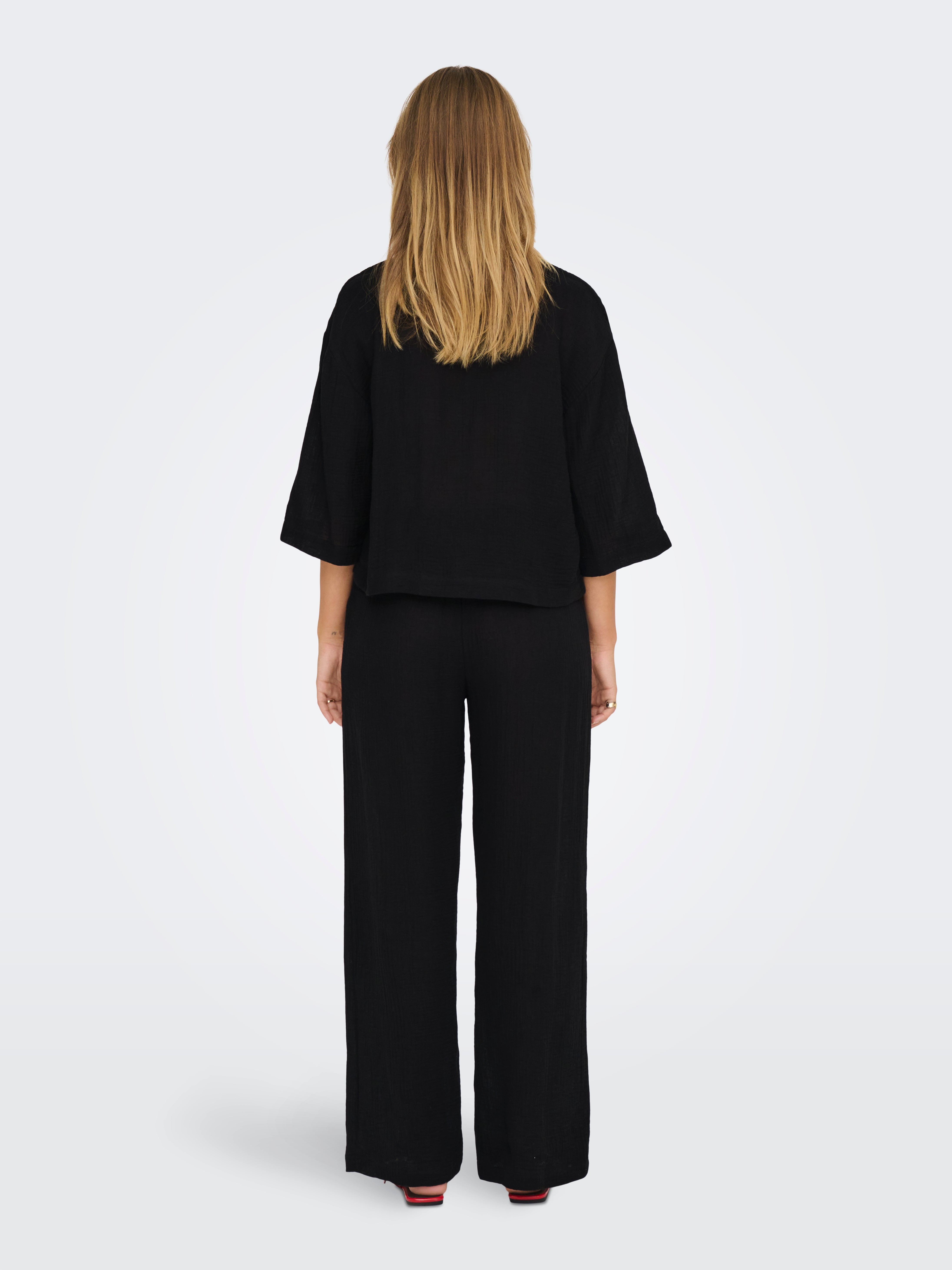 Shop the Look Black
