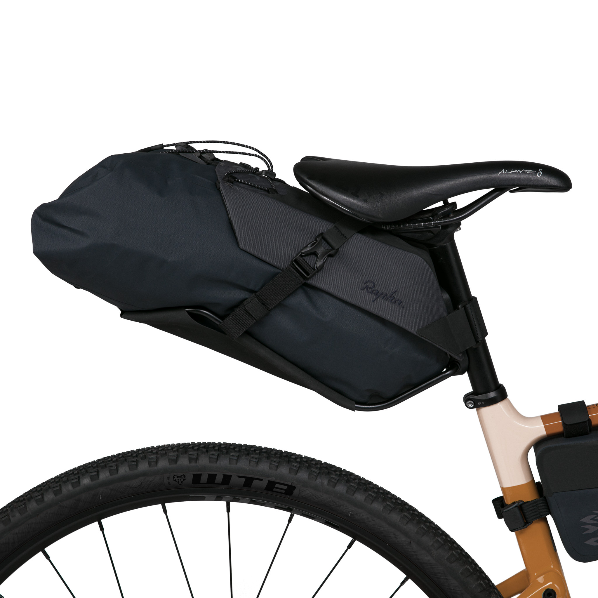 Explore Seat Pack
