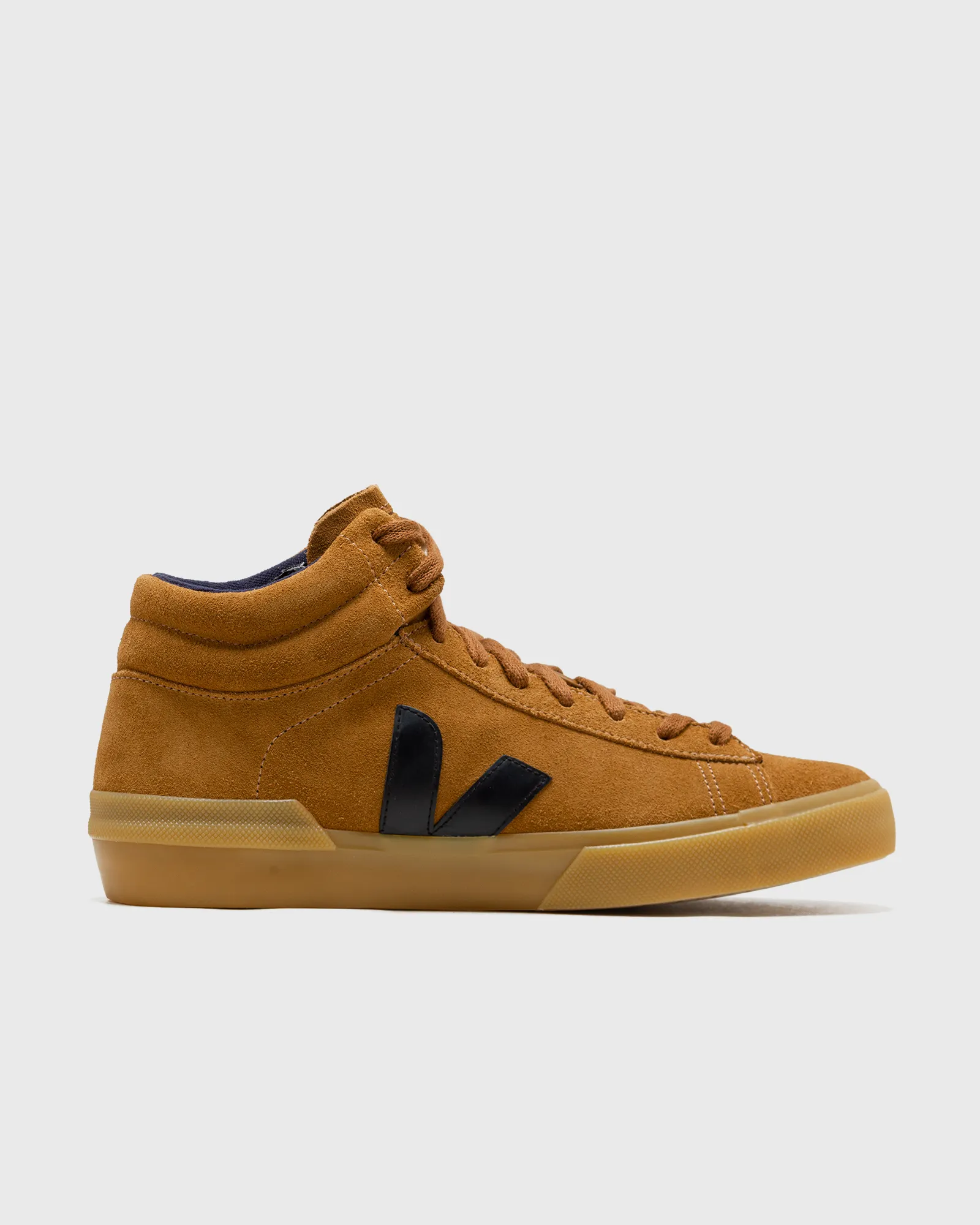 Veja MINOTAUR SUEDE