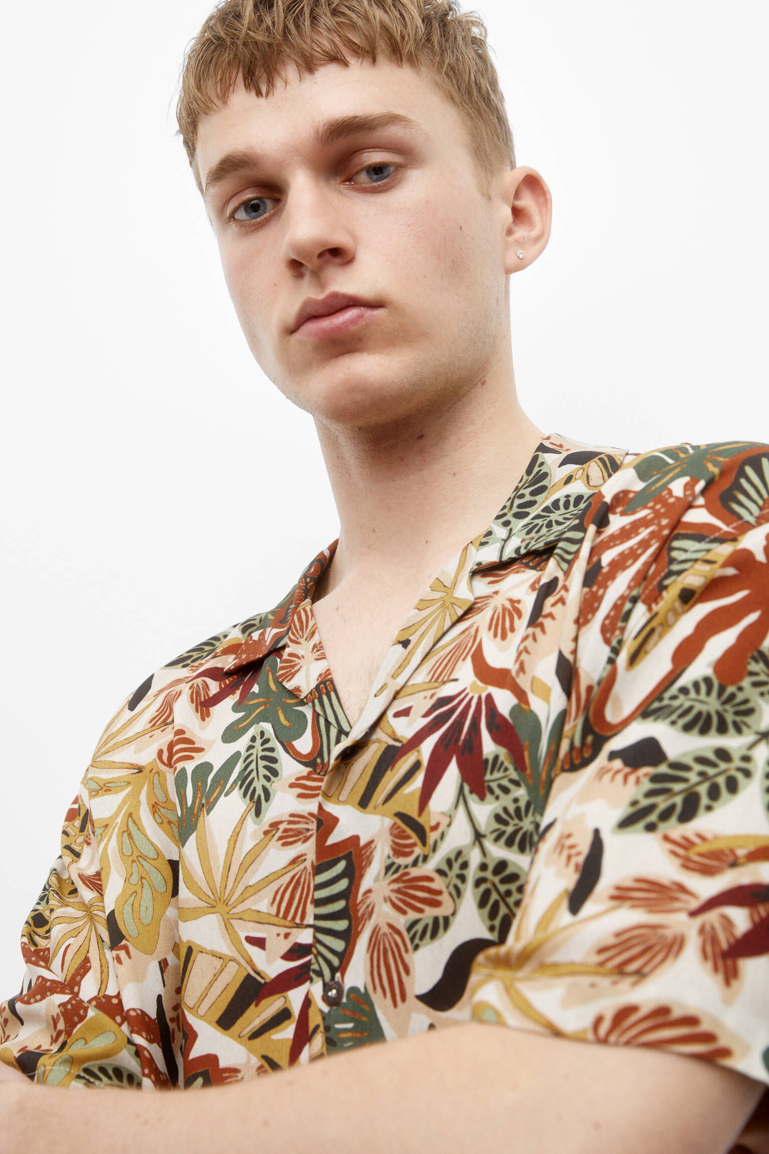 CAMISA DE MANGA CURTA JUNGLE - CÁQUI
