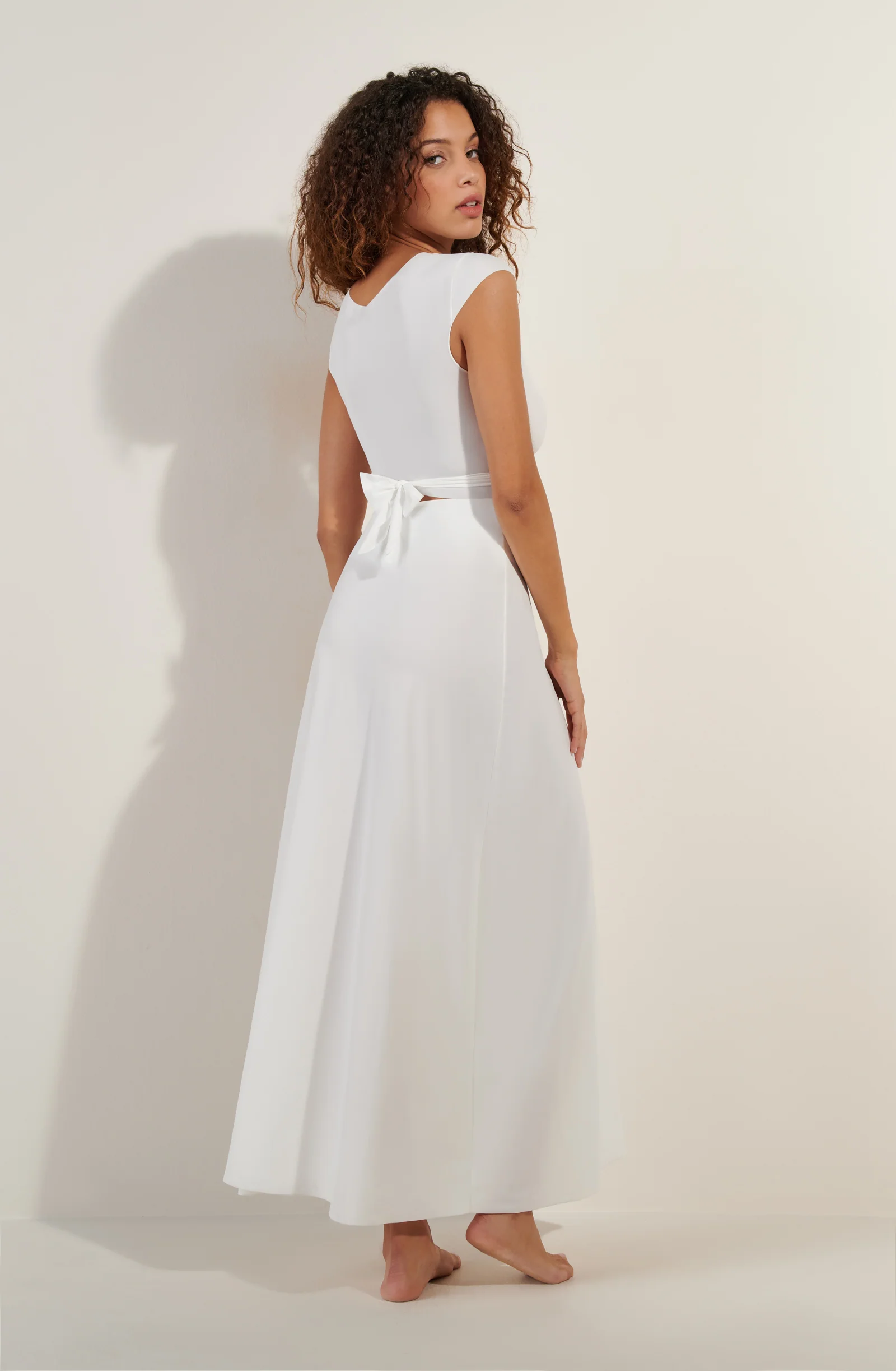 kolil Robe longue écume découpe cropped Écume