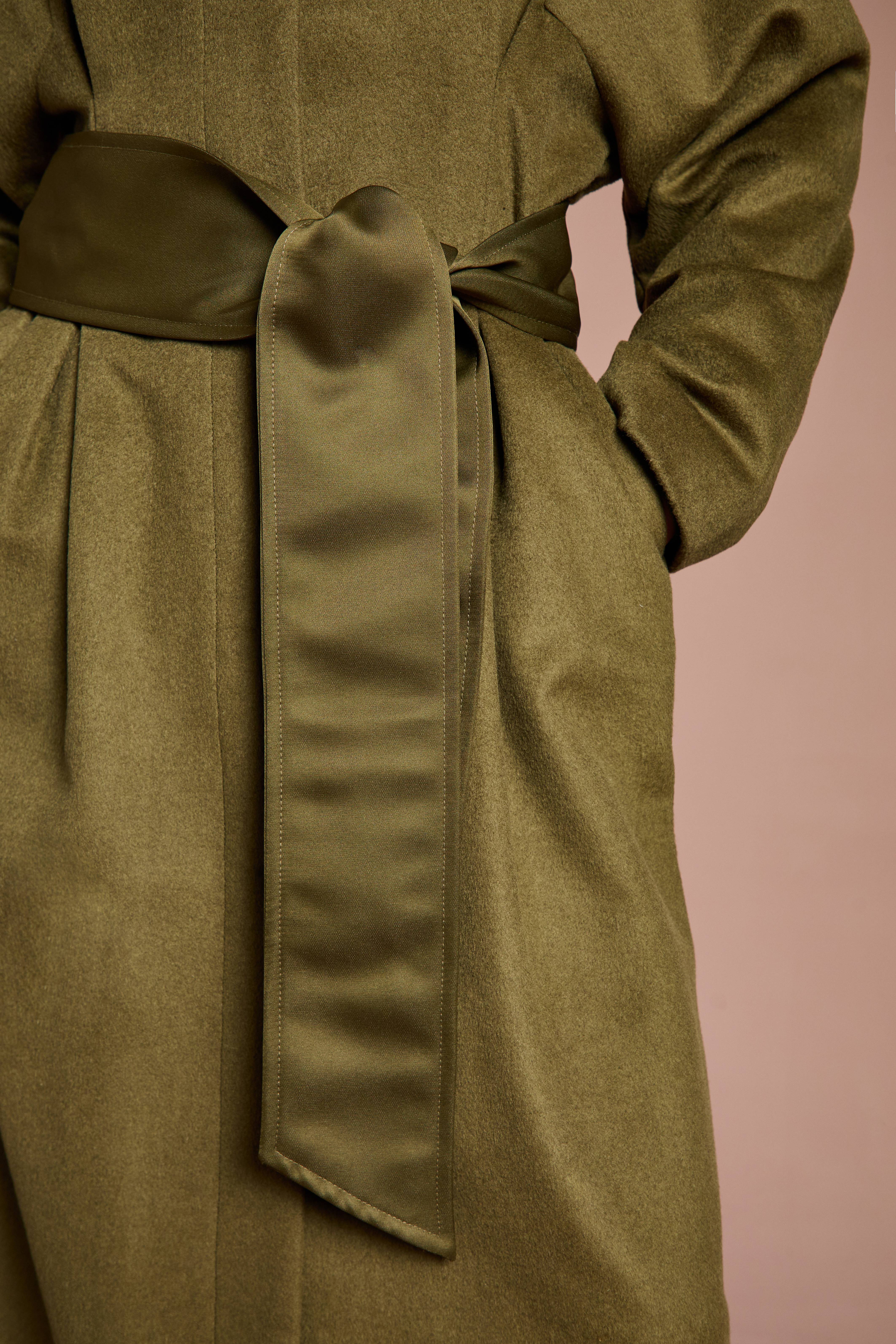 Coast Manteau Ceinturé Lisa Tan avec Détail à la Taille pour Occasions Spéciales