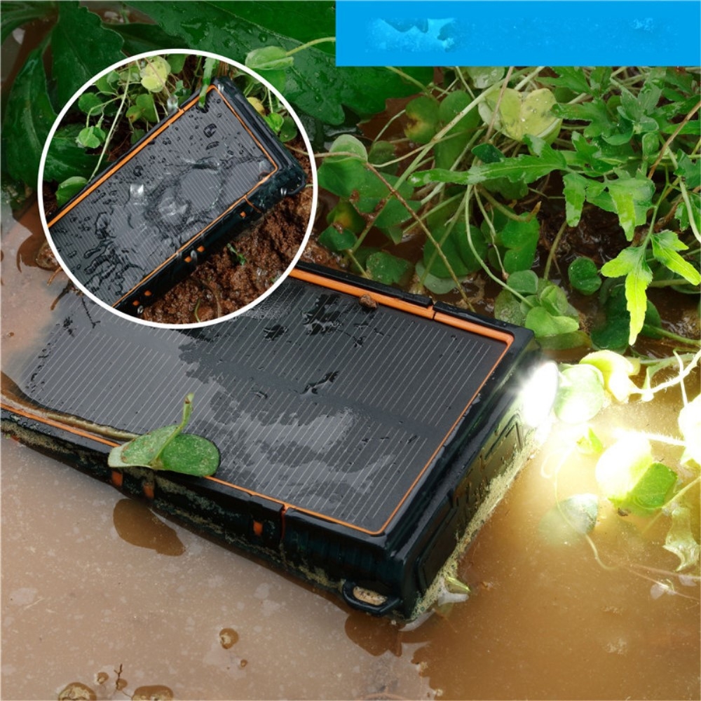 Spritzwassergeschütze 1.5W Outdoor Solar Powerbank 10000mAh mit Taschenlampe (IP66) - Schwarz / Orange