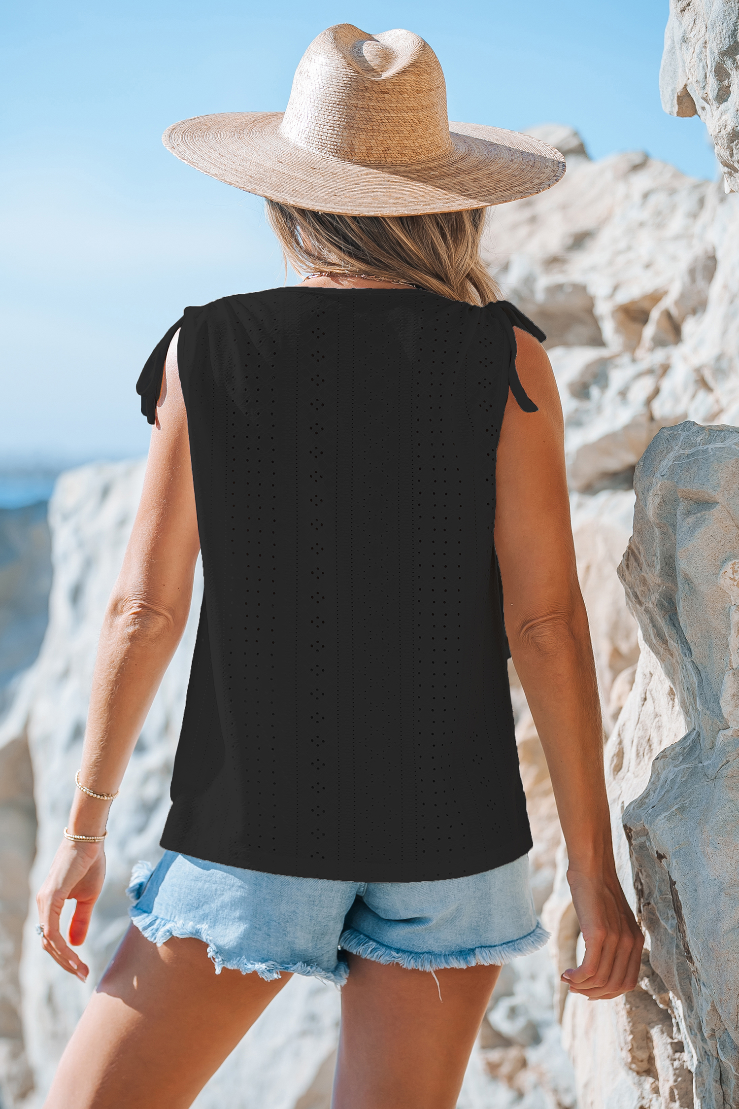 Débardeur en jersey à col scoop et boutons sur le devant noir