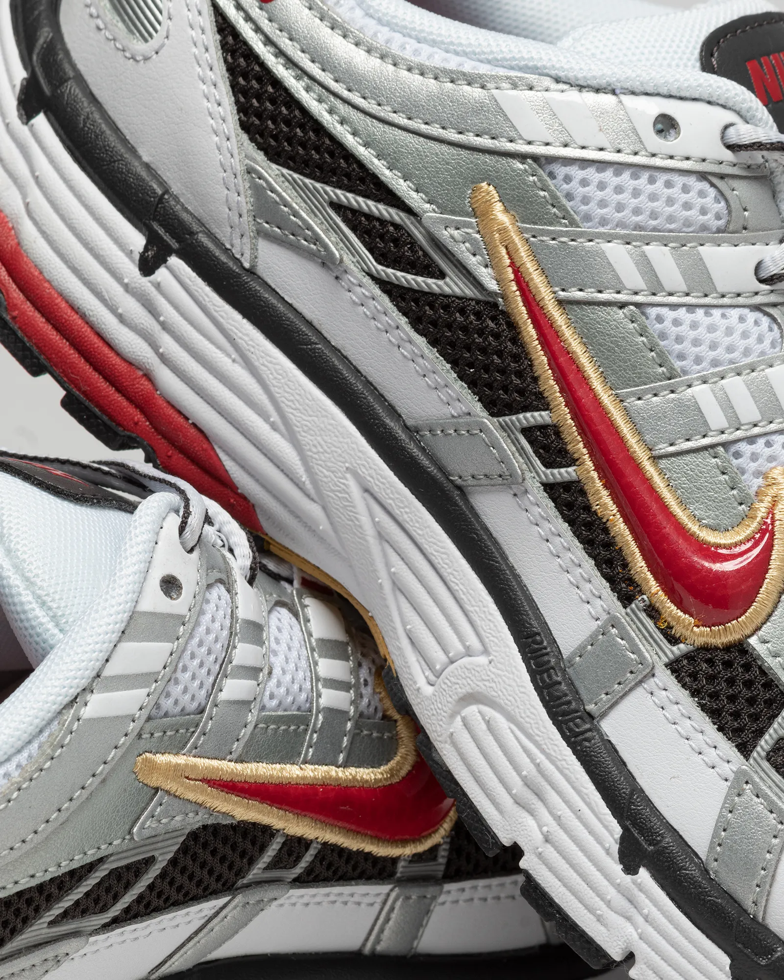 Nike WMNS P-6000
