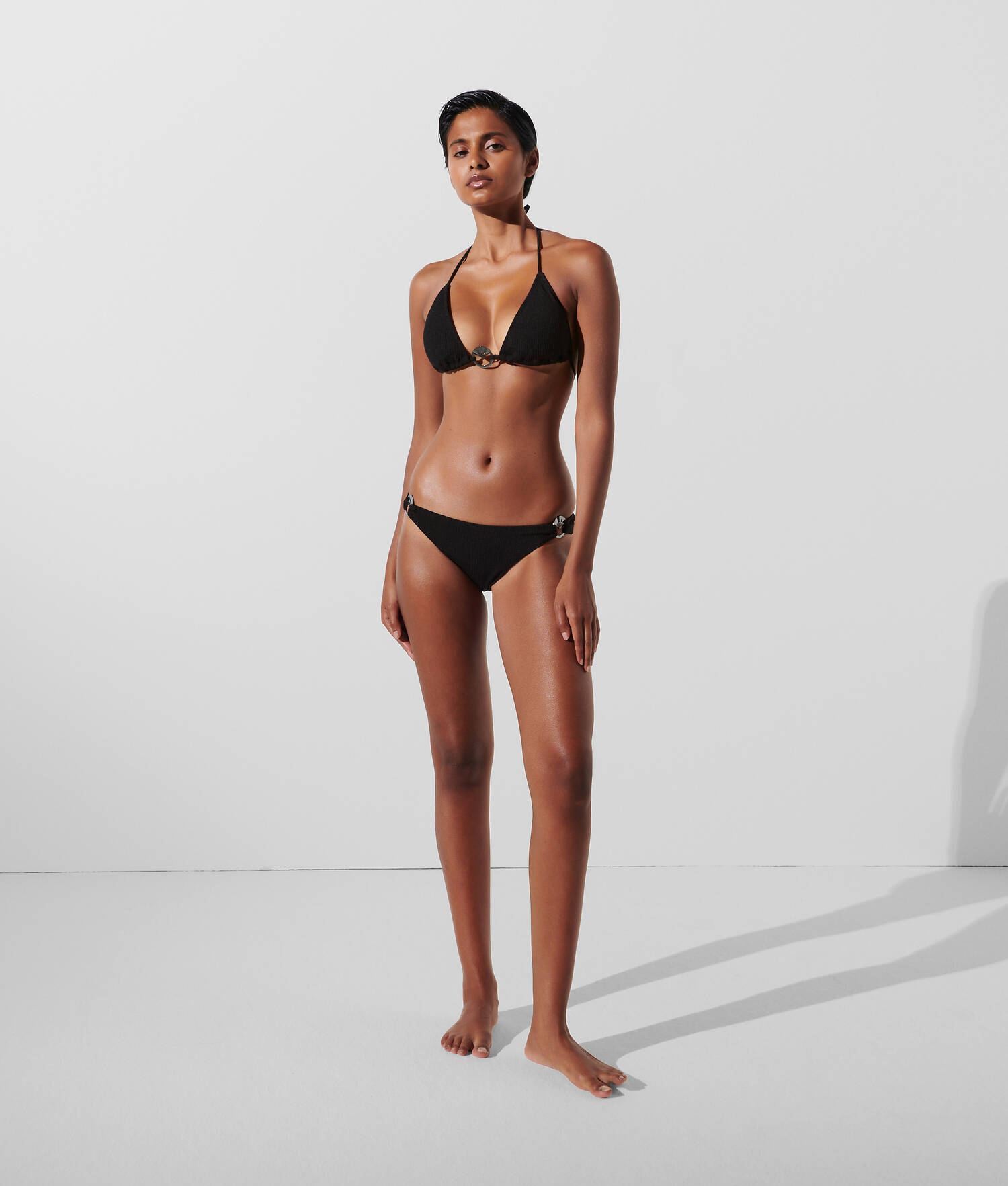 HAUT DE BIKINI TRIANGLE À BRELOQUE ÉVENTAIL