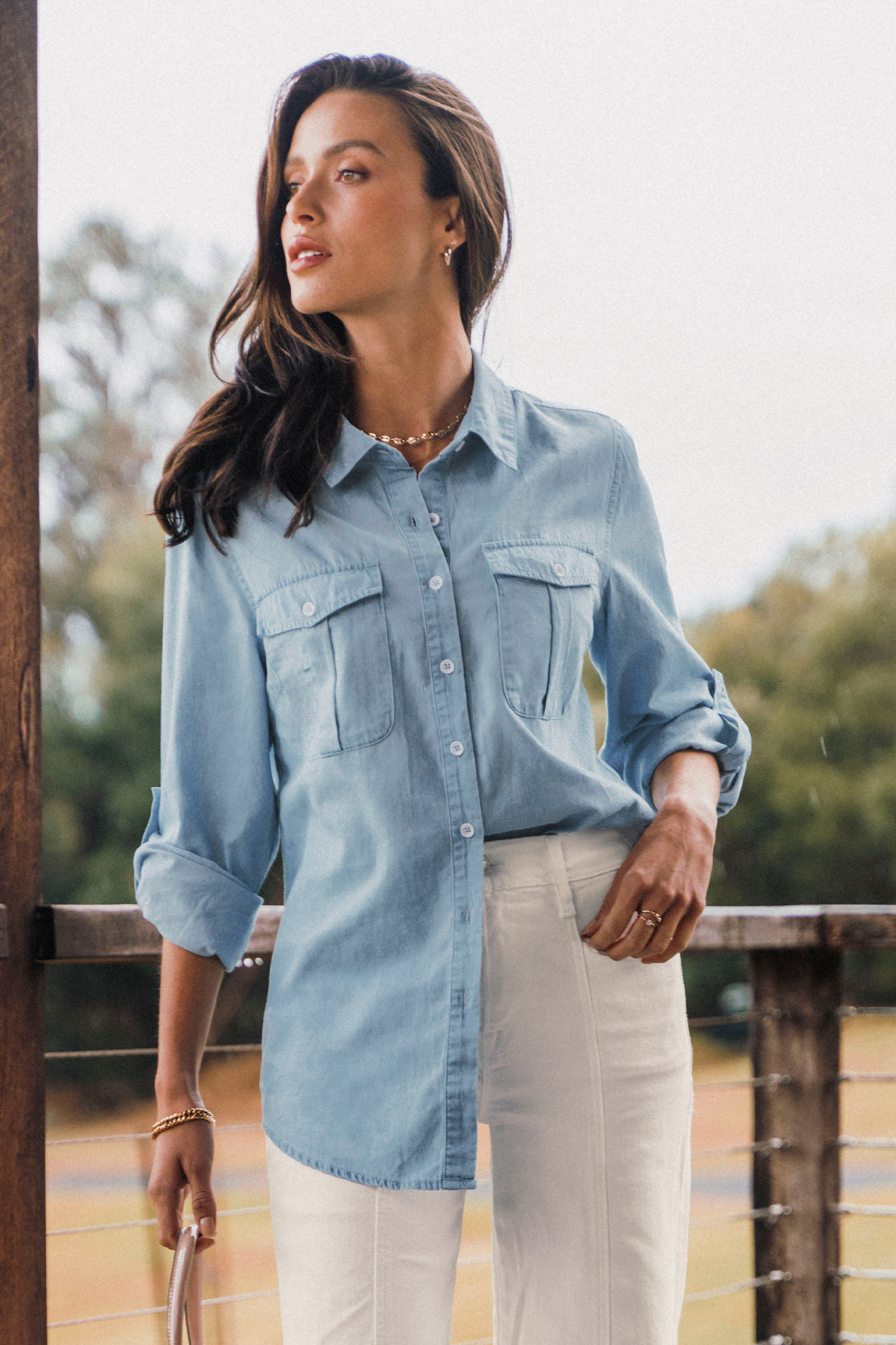 Chemise en pur coton et denim à boutons sur le devant