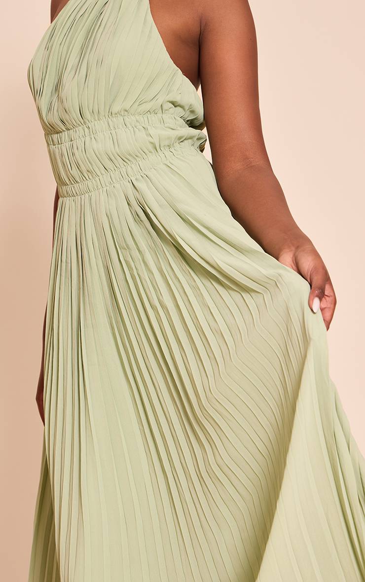 Vert Sauge Robe Longue Plissée Sans Manches À Col Montant Effet Spectaculaire