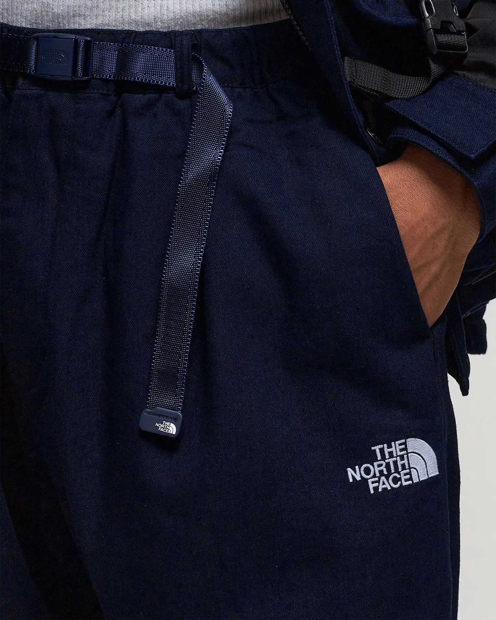 The North Face M DENIM CASUAL PANTS - AP