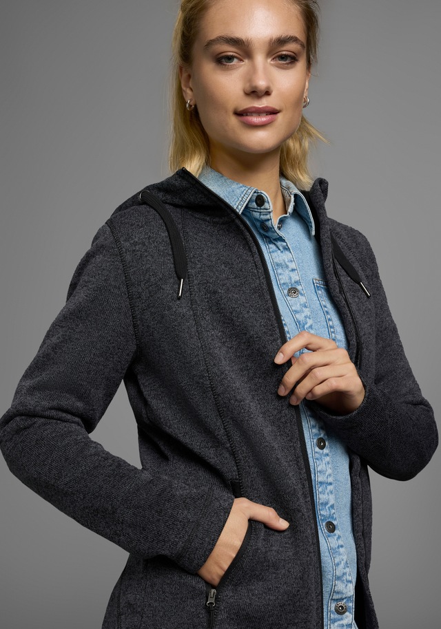 Polarino Strickfleecejacke mit Kapuze für kalte Tage,  aus Strickfleece,  sportlicher Stil