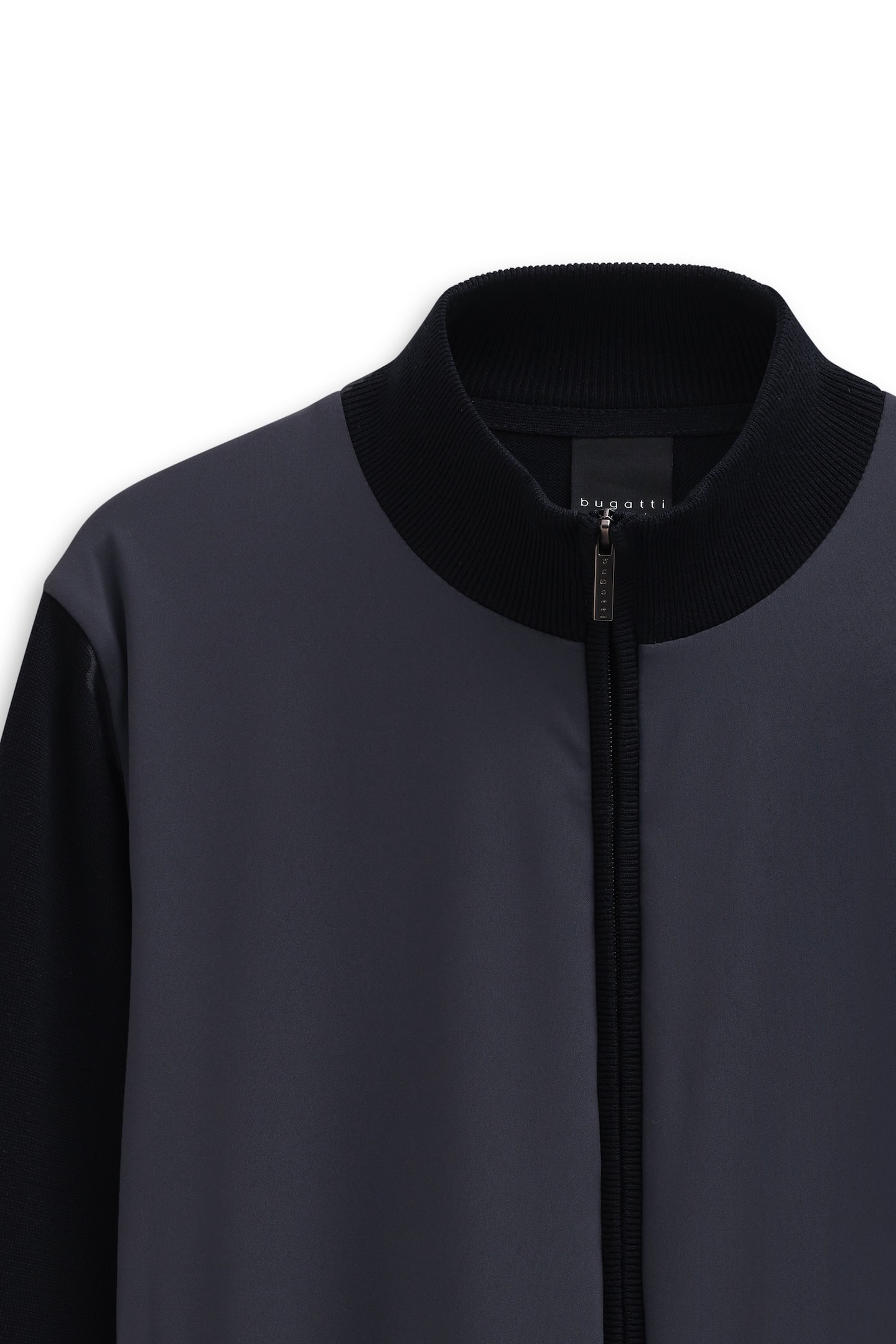 bugatti Strickjacke »Regular Fit«, mit Stehkragen und Reissverschlusstaschen