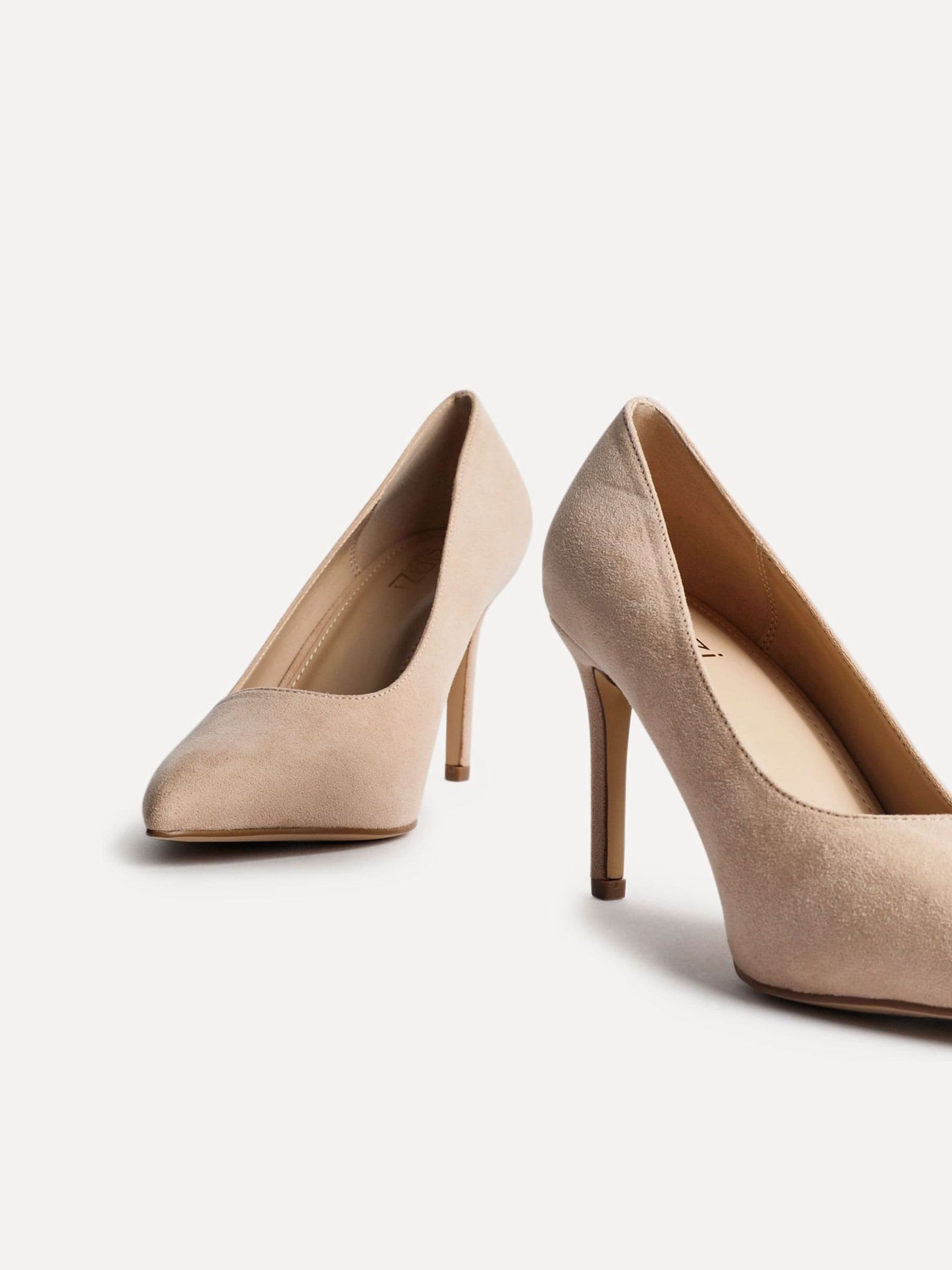 Licht beige - Linzi Martina Pumps met spitse neus en wijde pasvorm
