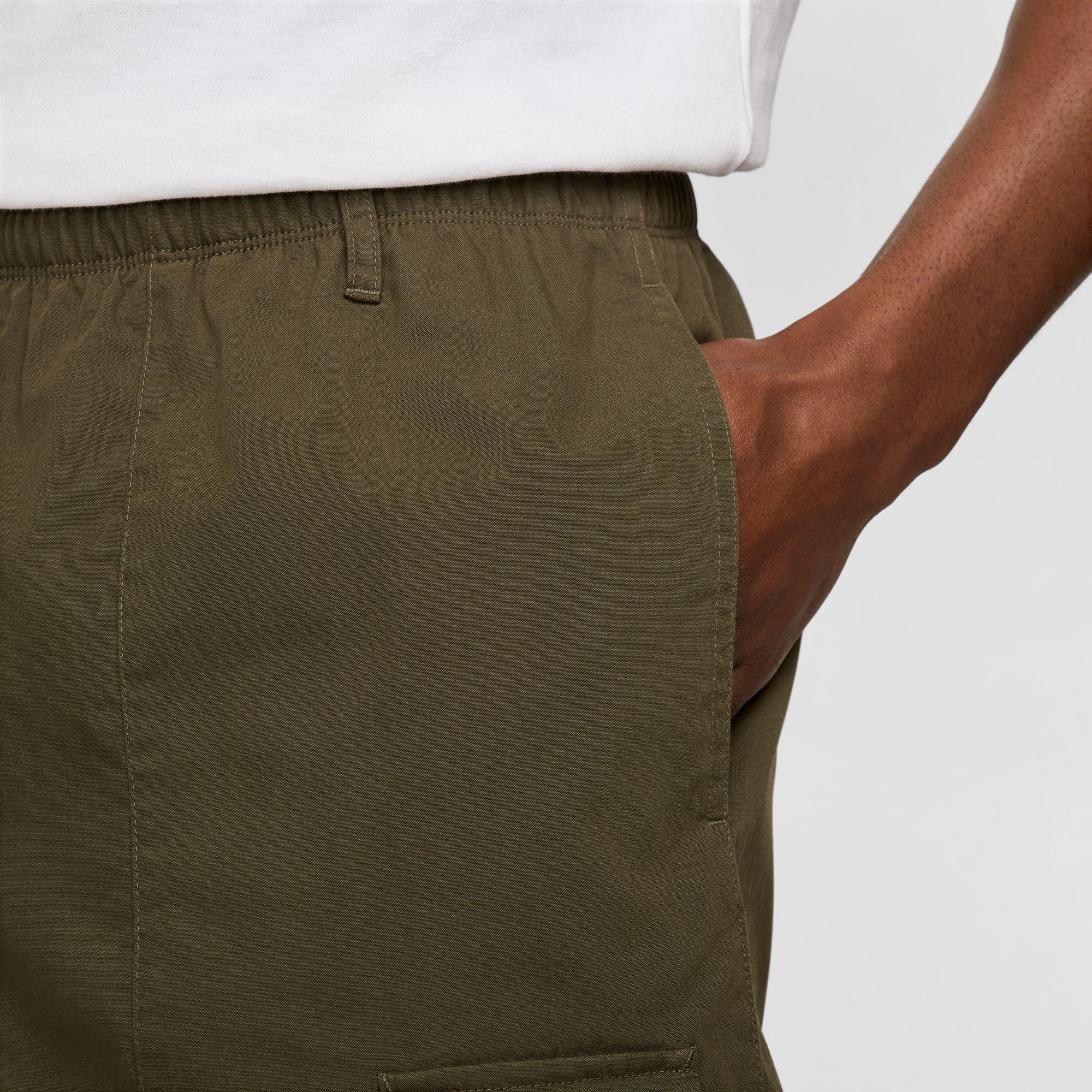Nike Loose Mid Length Cargo Shorts Mens