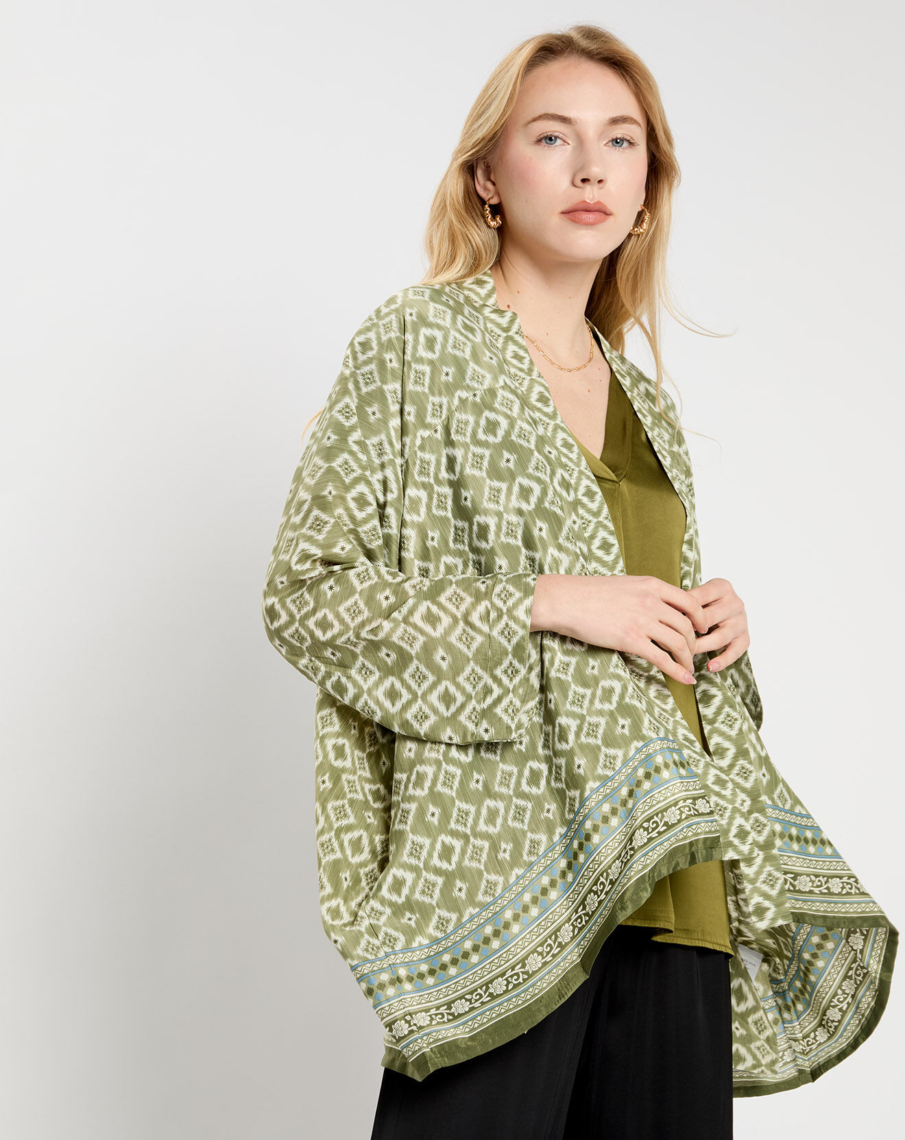 Lauren Vidal Kimono en Soie mélangée Sasha imprimé vert