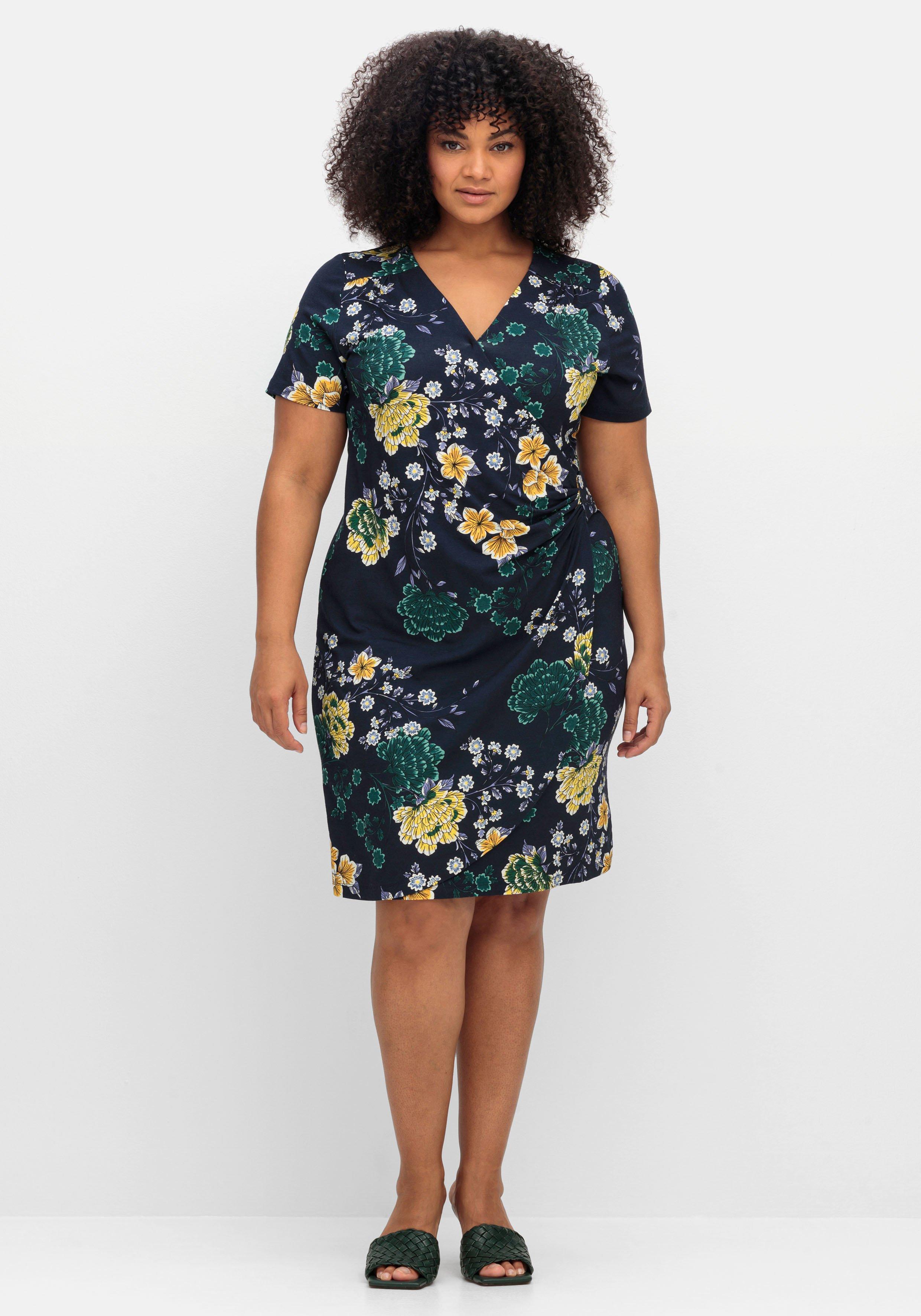 Jerseykleid in Wickeloptik, mit Alloverdruck
