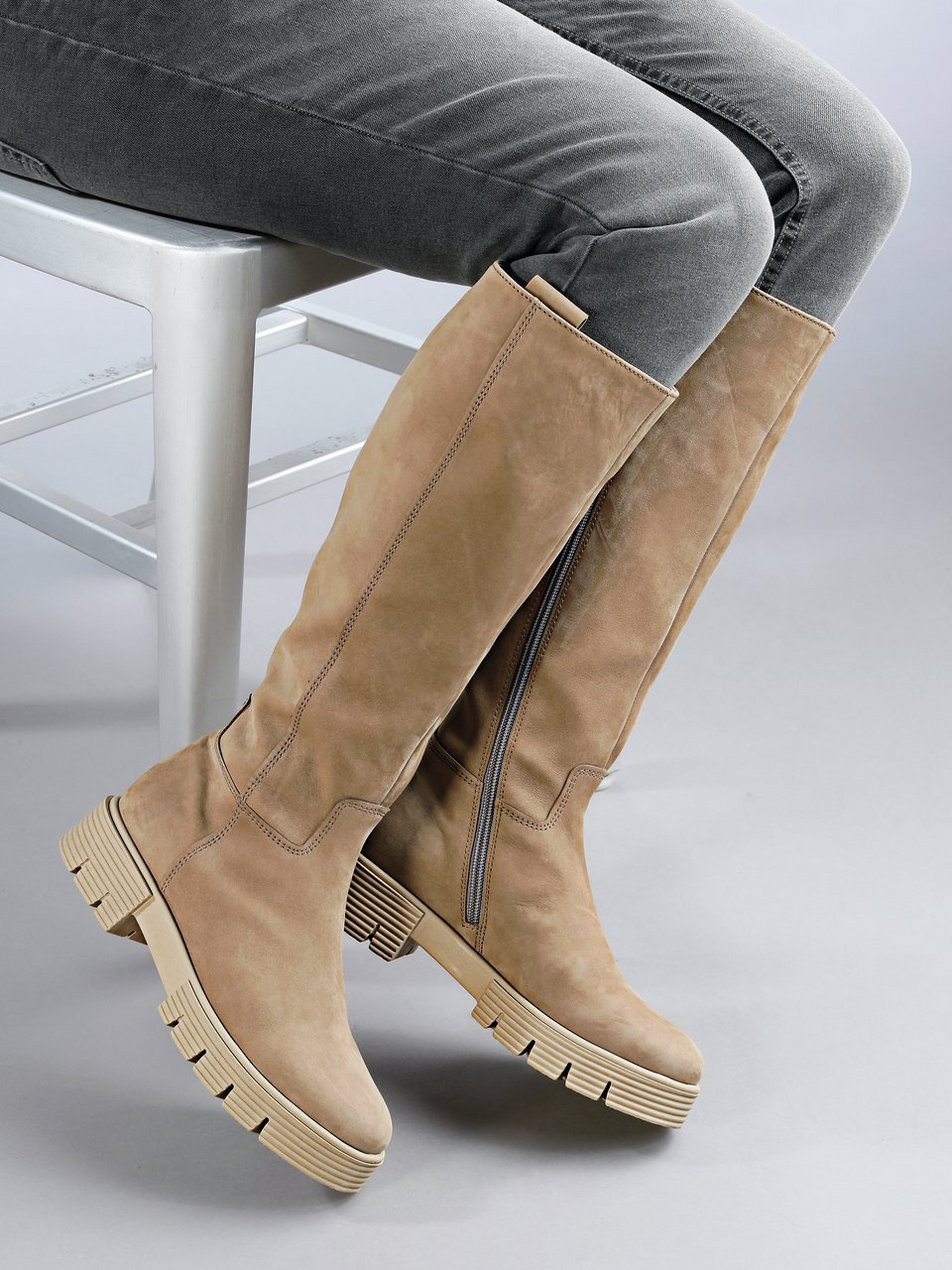 Langschaft-Stiefel