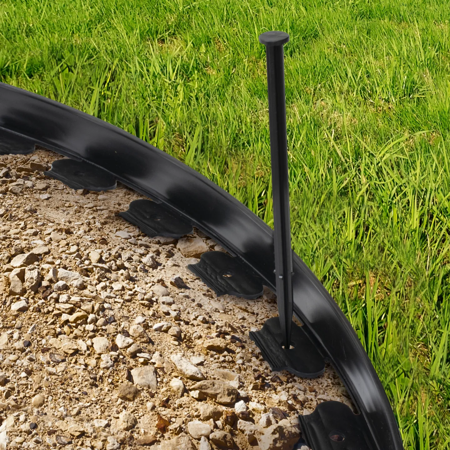 Bordurette de jardin flexible 8 M noire hauteur 12 cm + 24 piquets