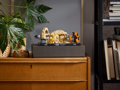 LEGO Mos Espa Podrace™ diorama (75380)