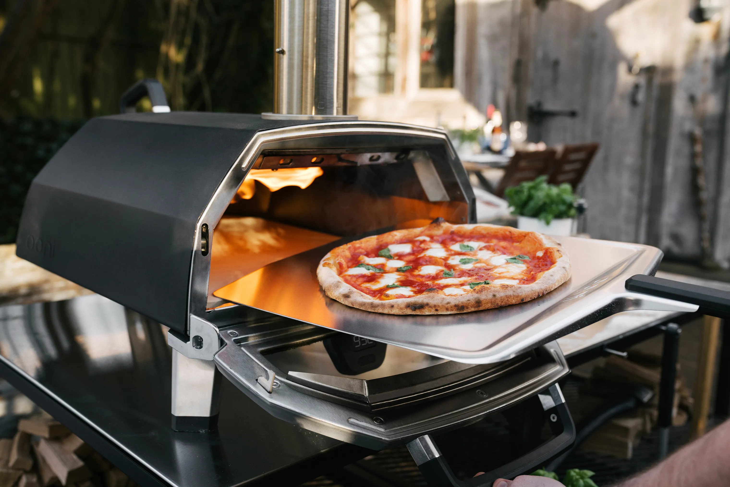 Ooni Karu 16 Multi Pizzaovn