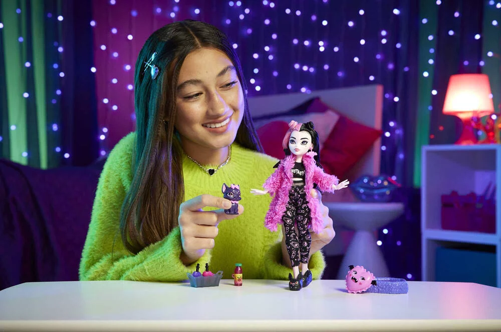 MONSTER HIGH - POUPEE DRACULAURA SOIREE PYJAMA