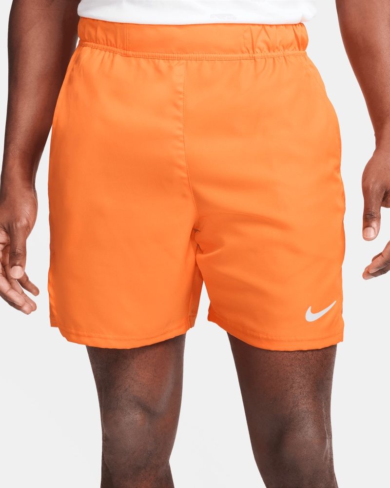 Short de tennis Nike NikeCourt Orange pour homme