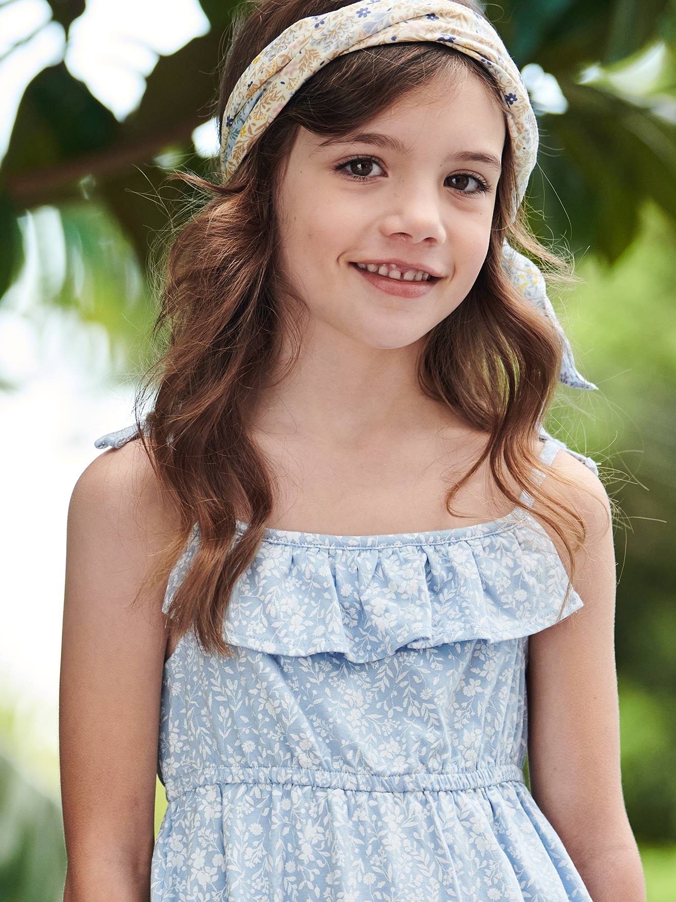 Vestido longo azul claro com alças finas para meninas
