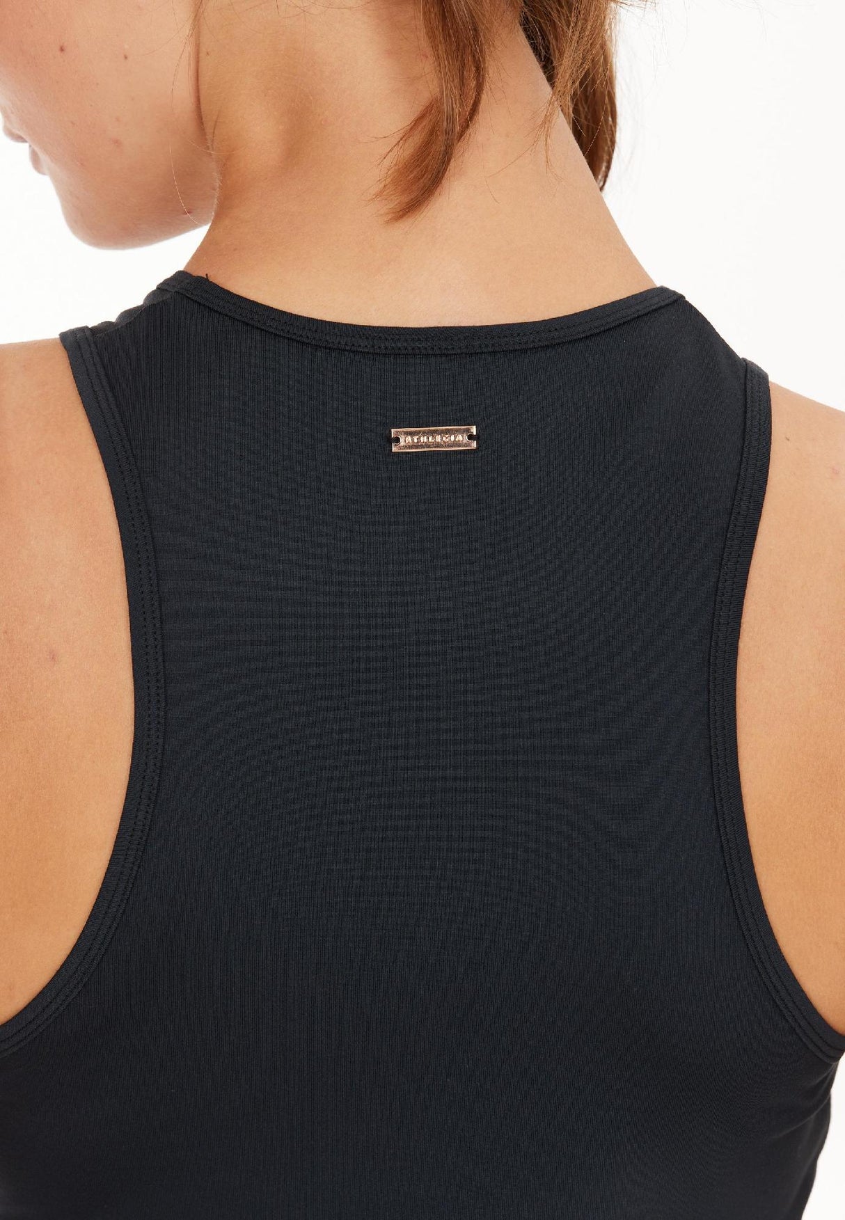 Athlecia<br>Almi W