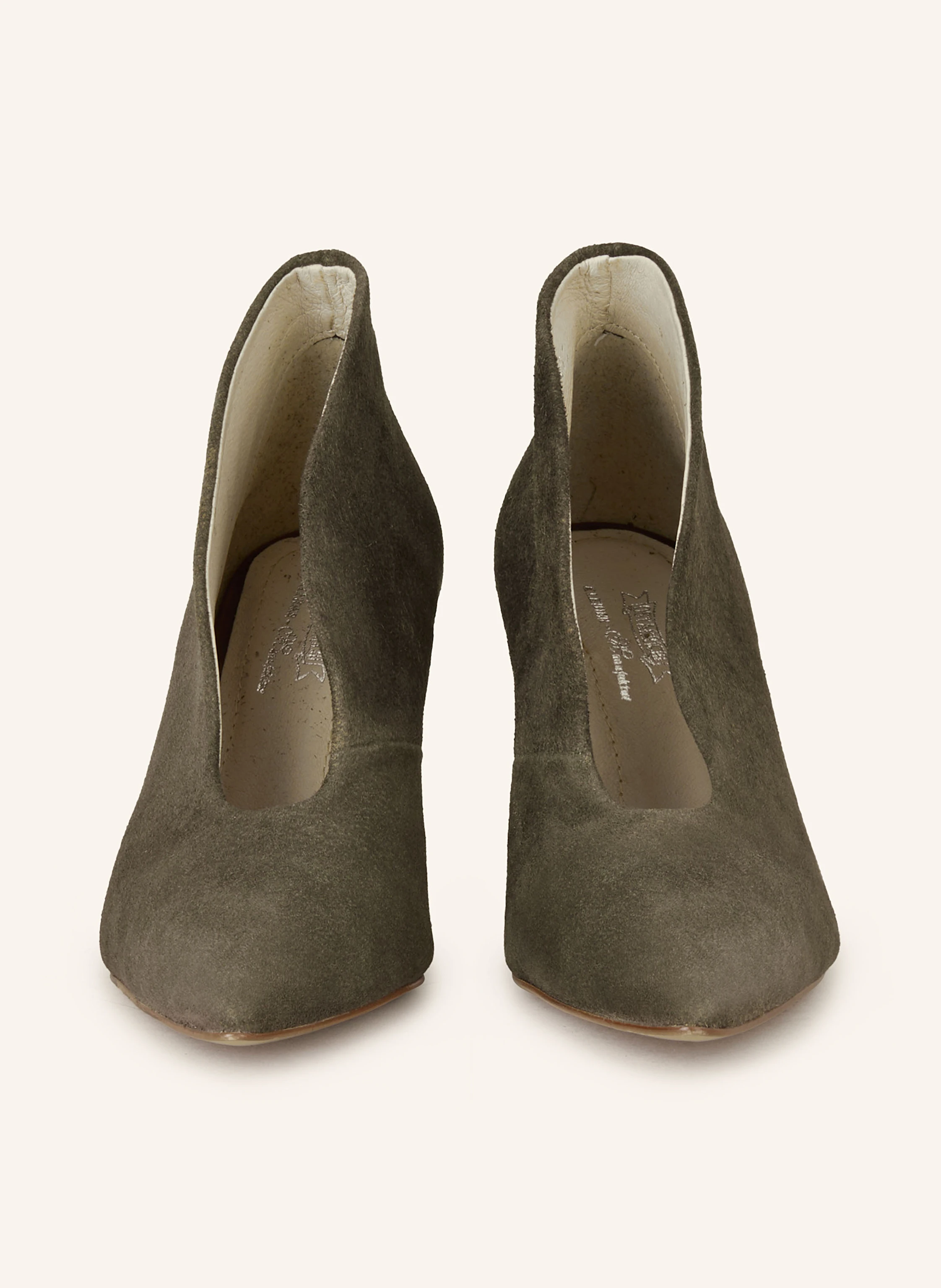 OSTARRICHI Pumps