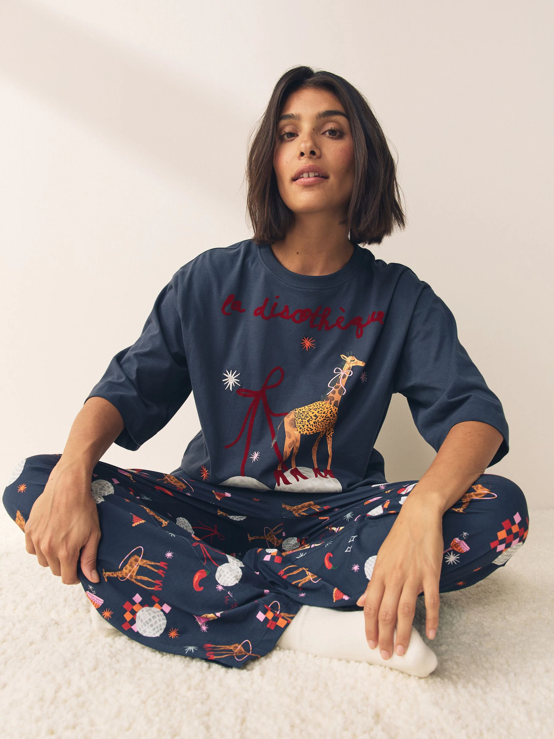 Marineblauw met giraf - Pyjama met korte mouwen