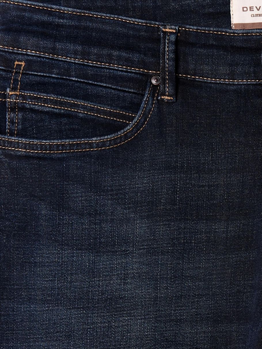 Jean regular en coton élasthane délavé