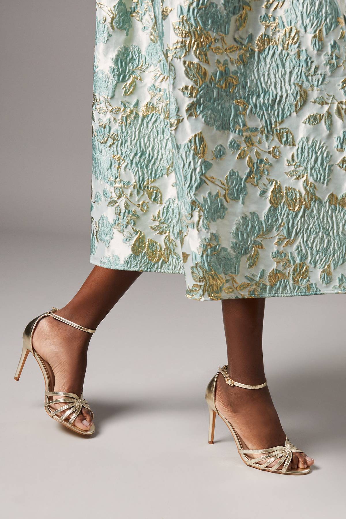 Coast Sandales à Talons Hauts Tilda en synthétiquecuir avec Devant Tressé - Coupe Large