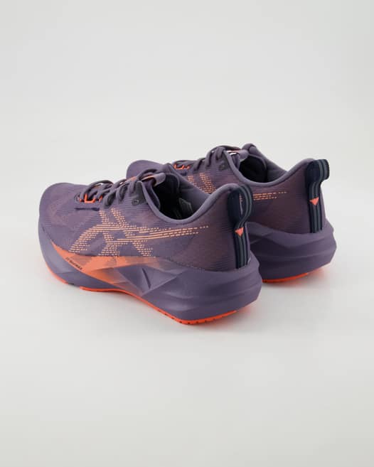 Asics Novablast 5 Sportschuhe in Lila