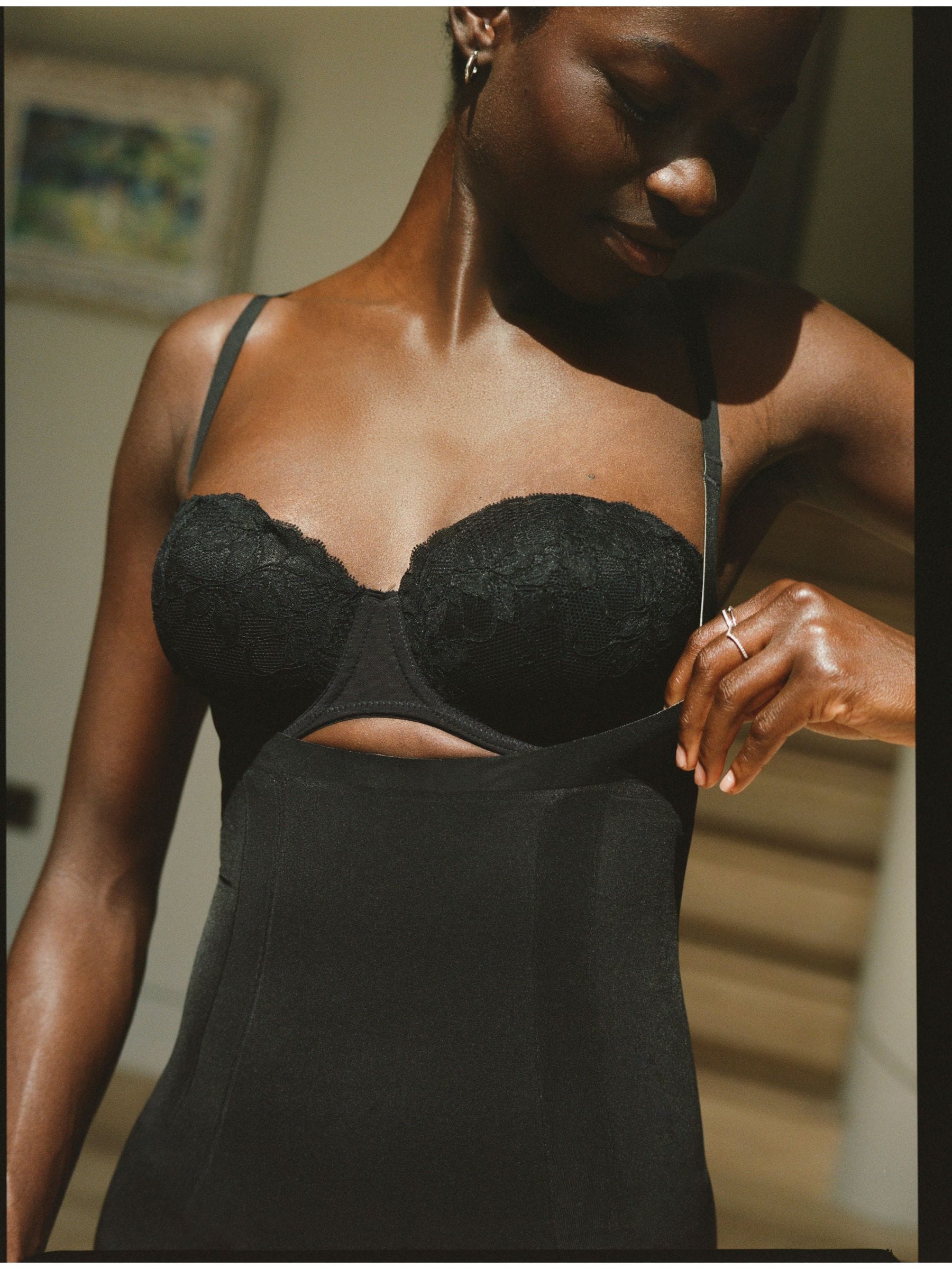 Zwart - SPANX SPANXsculpt™ OnCore corrigerende bodysuit met open buste