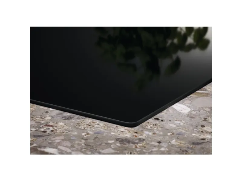 Electrolux LIL61434C, Sort, Indbygget, 59 cm, Zone induktionskogeplade, Keramisk, 4 zone(s)