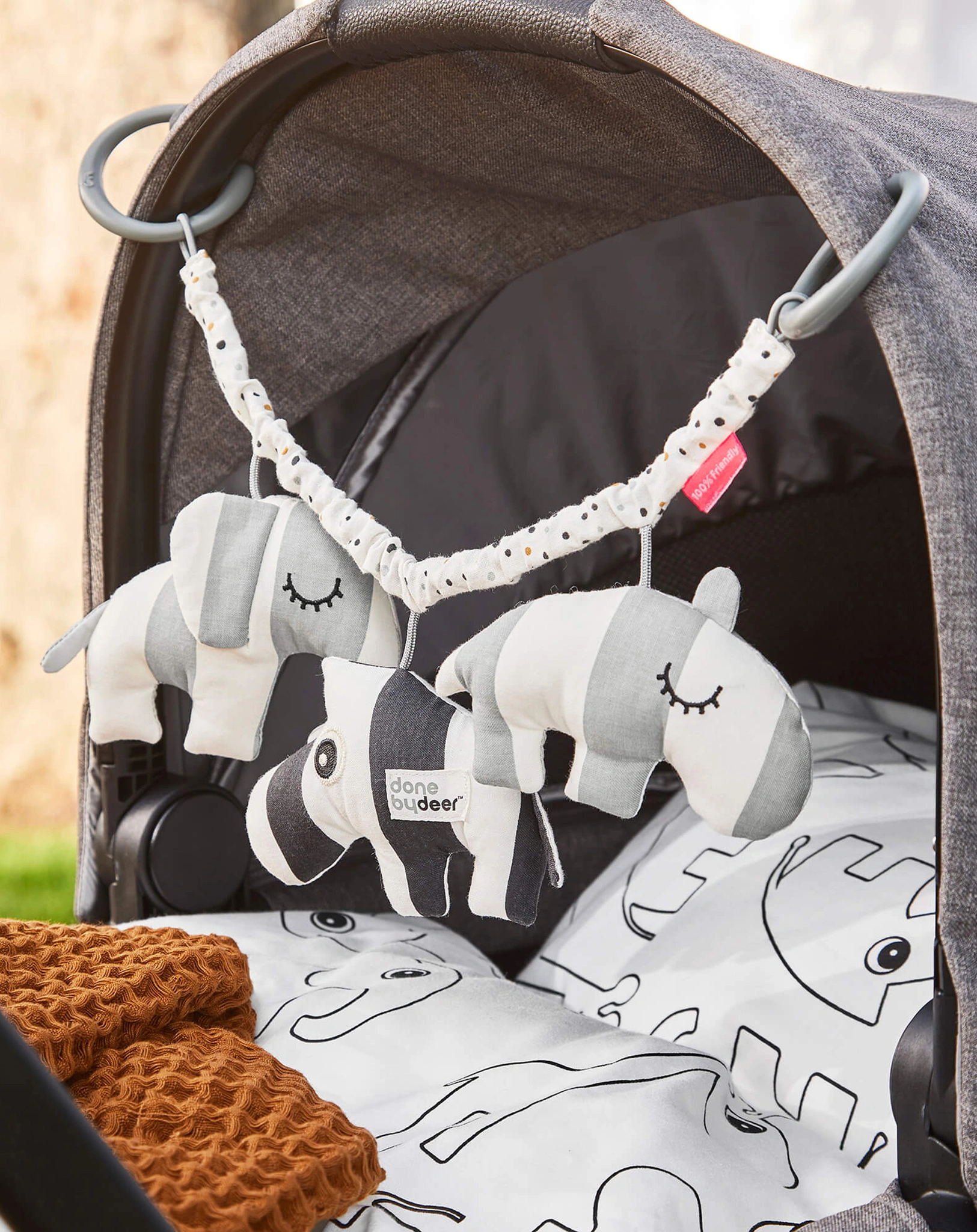 Kinderwagenkette DEER FRIENDS in grau