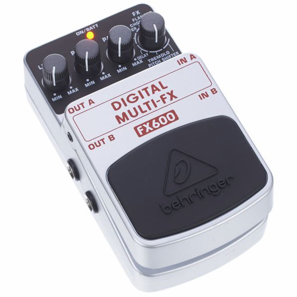 Behringer FX600 digitales Multi Effektpedal