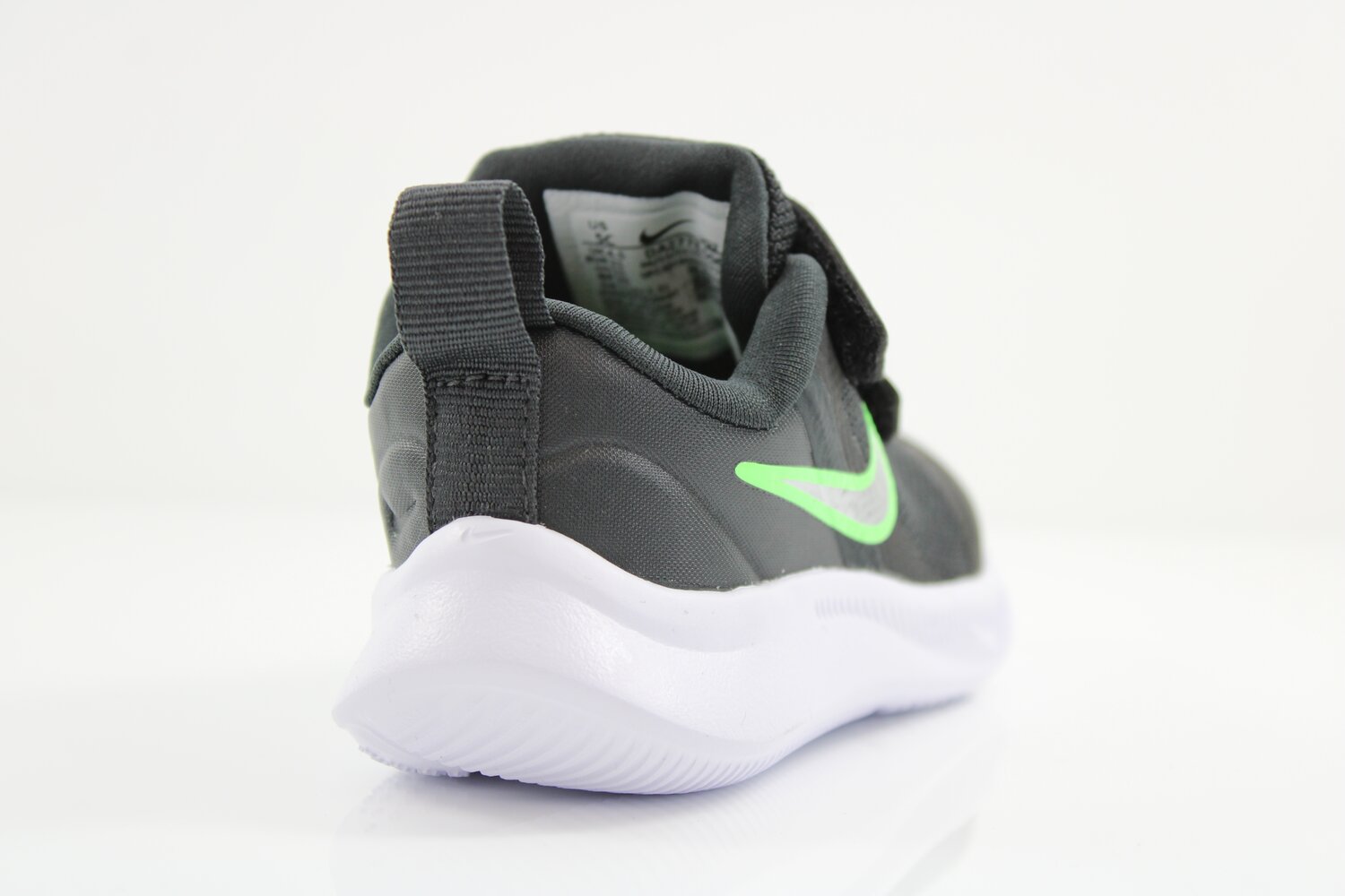 Nike Sneaker